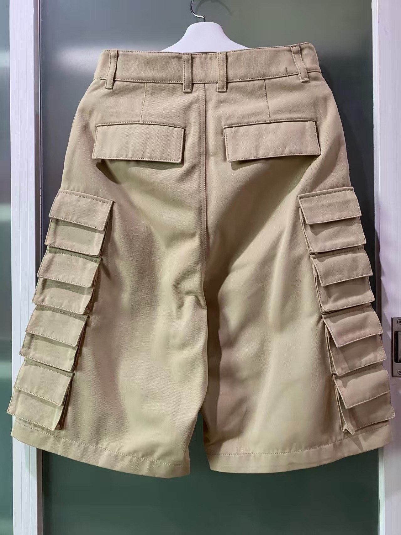 WE11DONE we11done Multi-Pocket Cargo Shorts Size US 26 / EU 42 - 2 Thumbnail