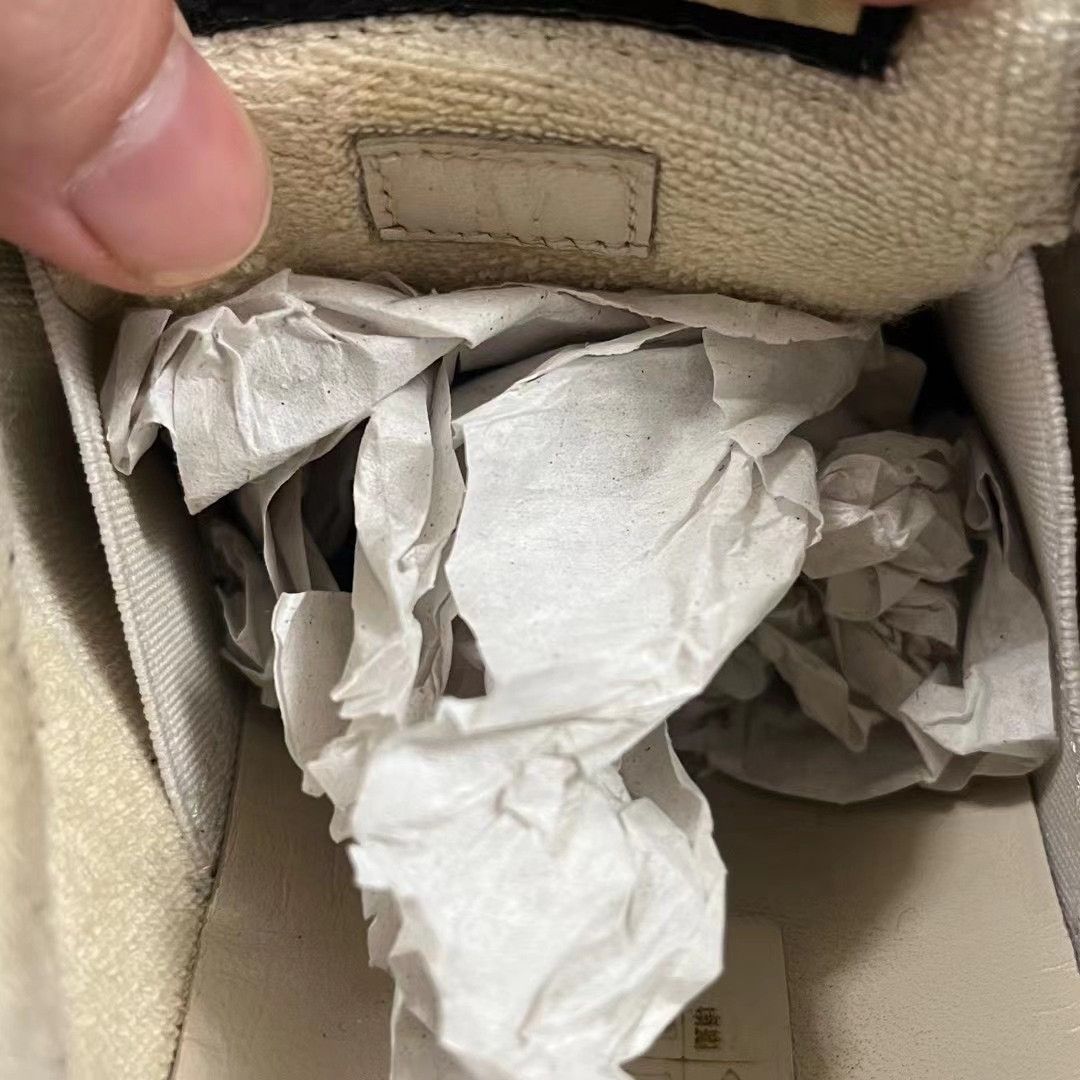 Gucci Gucci Distressed Shoes Size 37 Size US 6 / IT 36 - 7 Thumbnail
