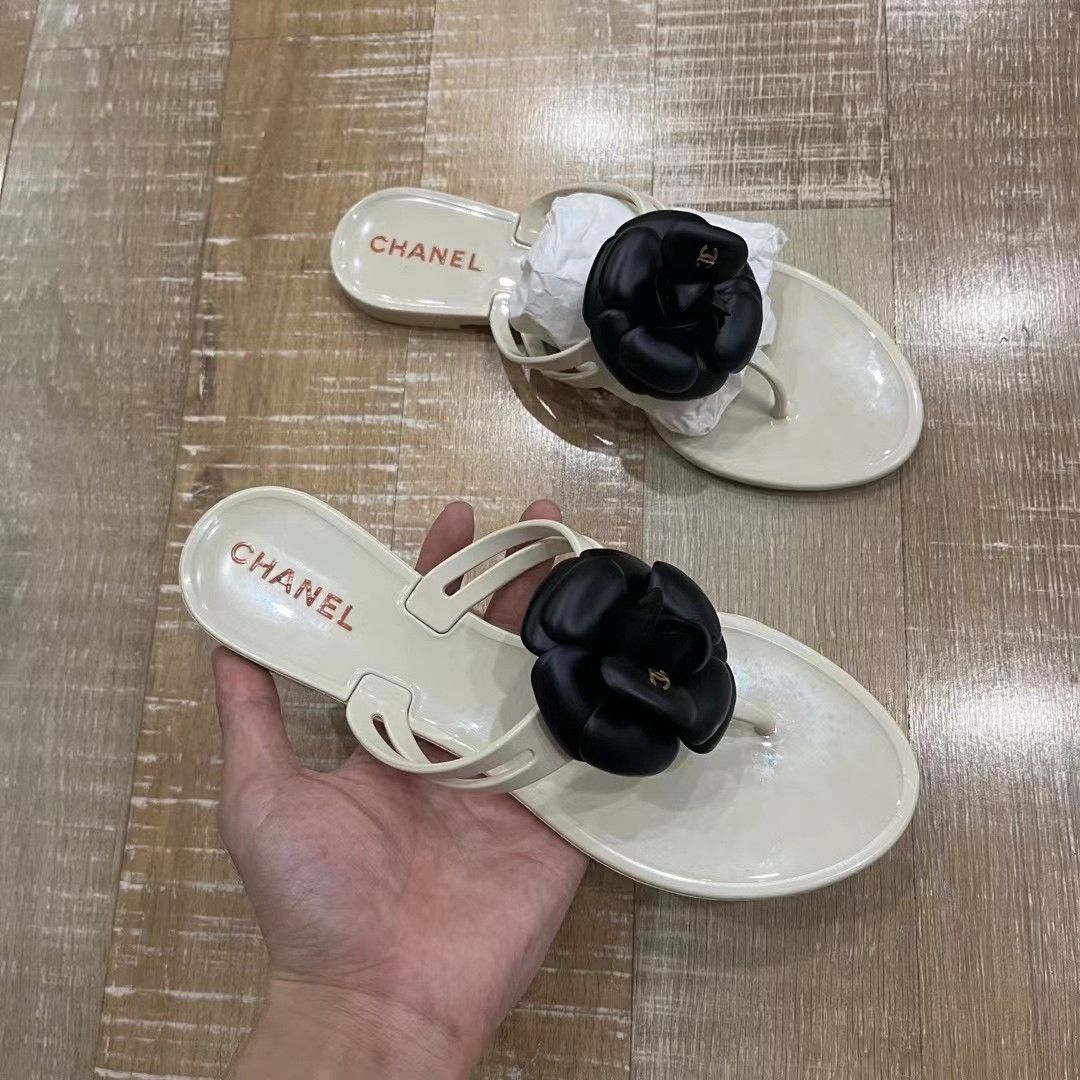 Chanel Chanel Camellia Sandals Size US 7 / IT 37 - 3 Thumbnail
