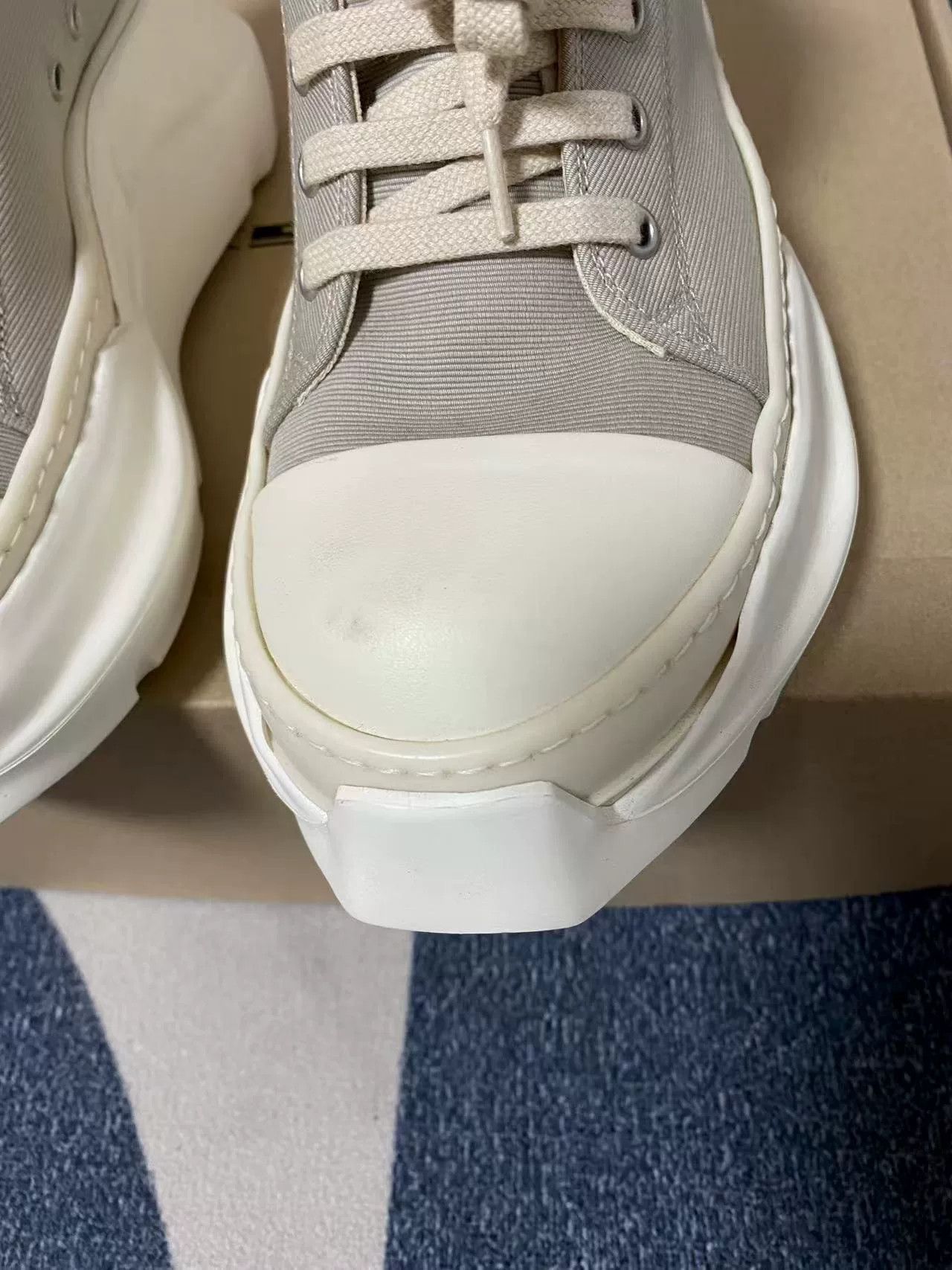 Rick Owens Rick Owens Round-Toe Low-Top Canvas Shoes Size US 6 / EU 39 - 3 Thumbnail