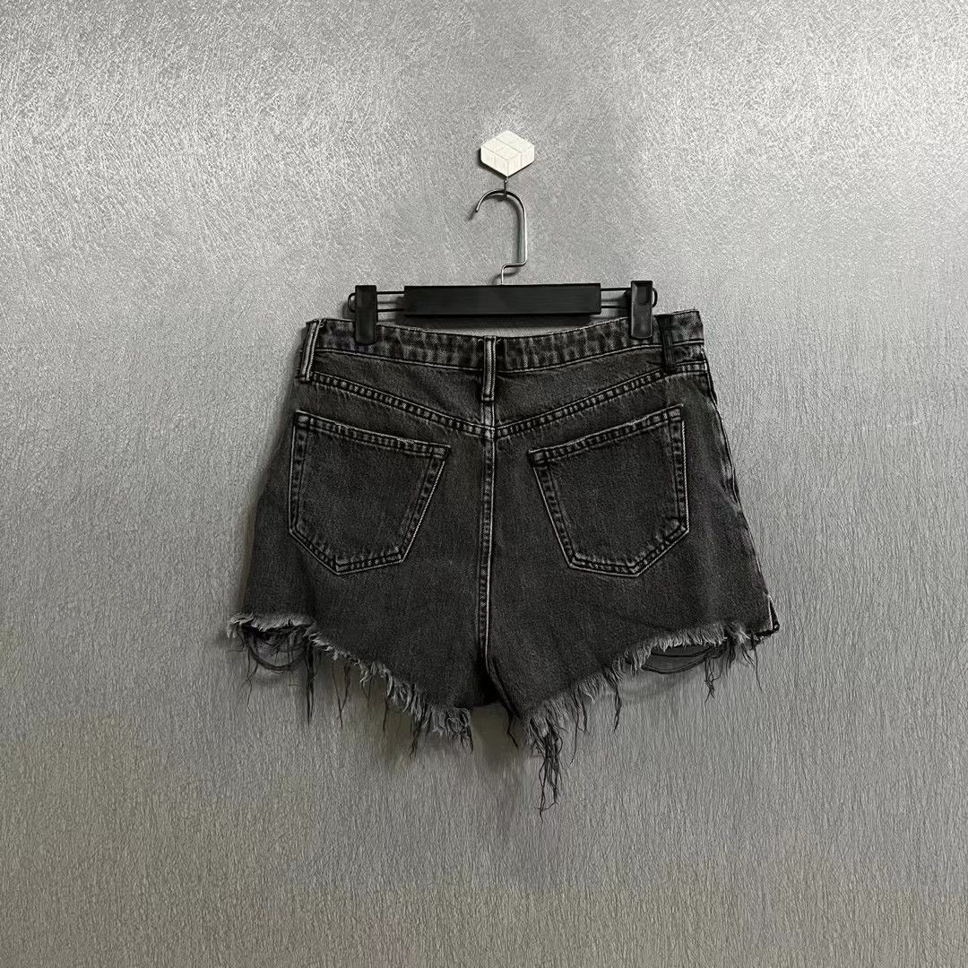 Alexander Wang Alexander Wang Frayed Shorts Size 28" / US 6 / IT 42 - 2 Thumbnail
