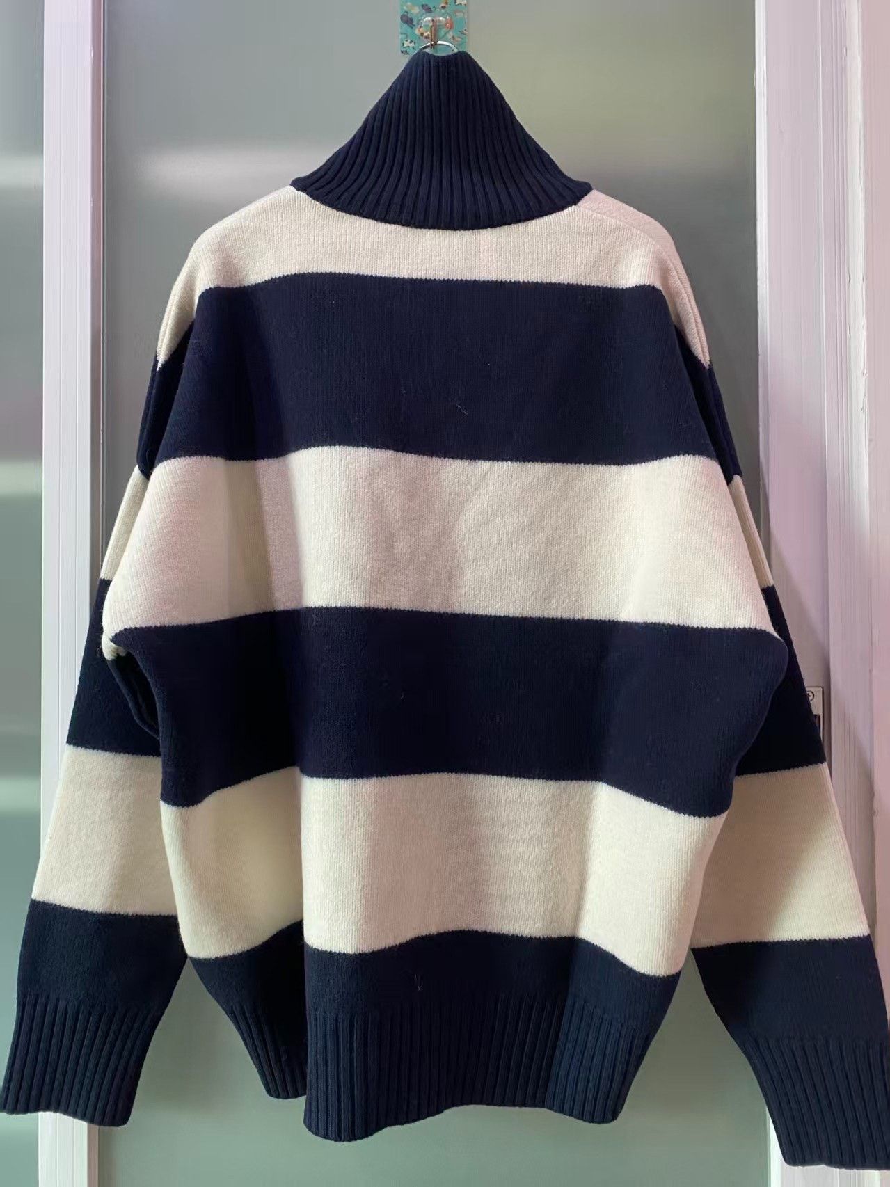 AMI Ami Paris Heart Logo Wool Sweater Size US L / EU 52-54 / 3 - 2 Thumbnail