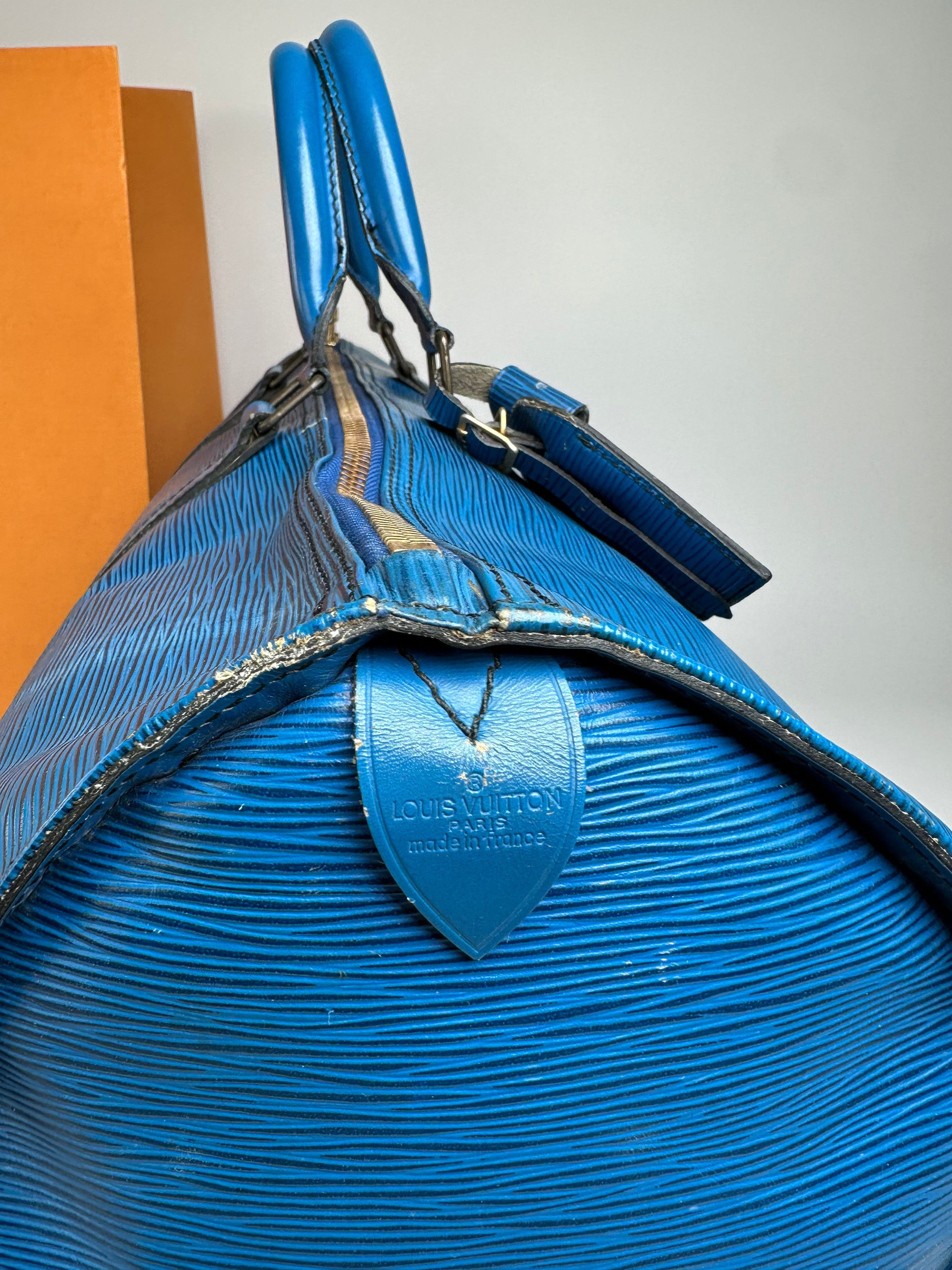Louis Vuitton Vintage EPI Leather Keepball 45 Blue Size ONE SIZE - 10 Thumbnail