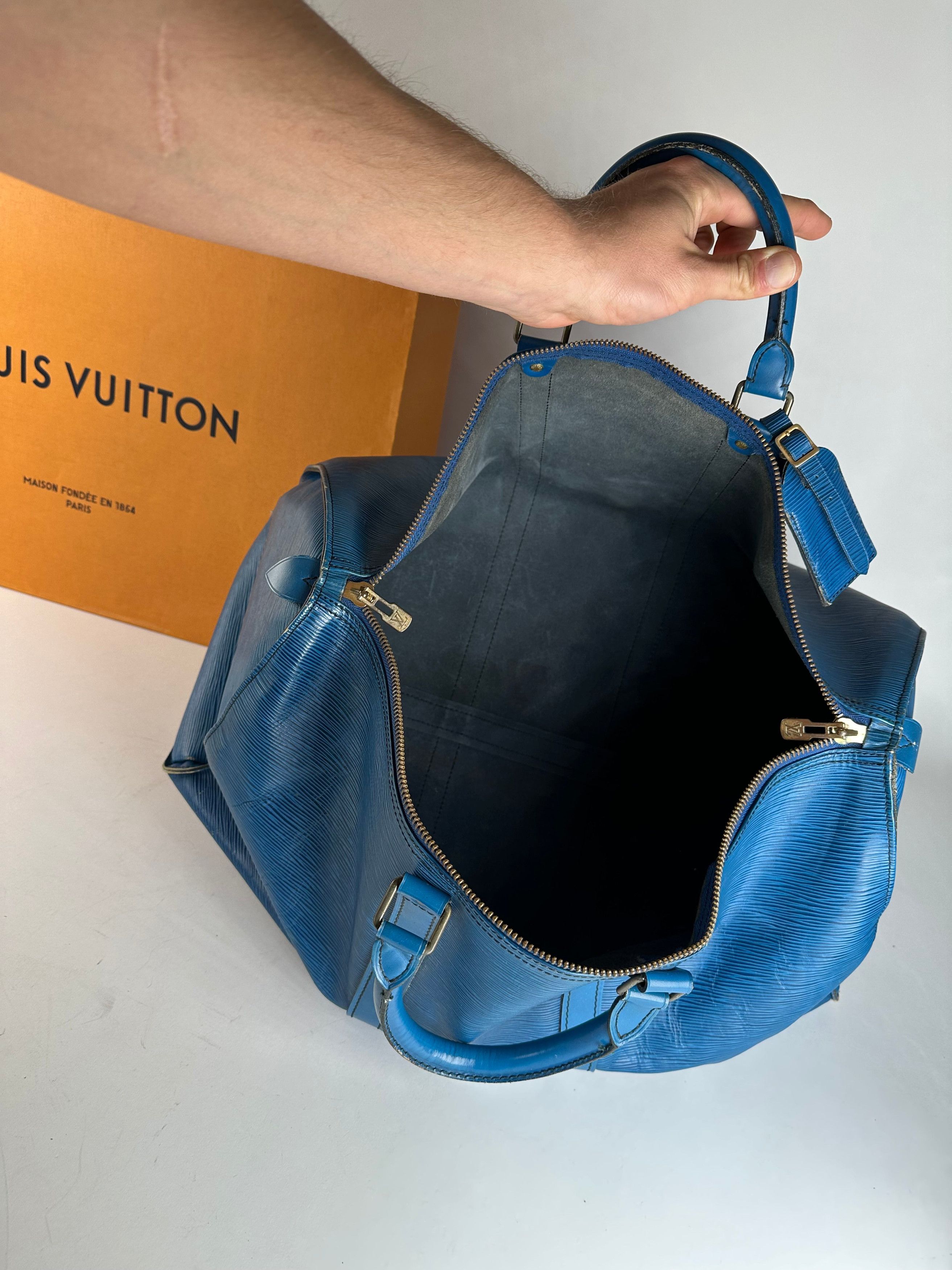 Louis Vuitton Vintage EPI Leather Keepball 45 Blue Size ONE SIZE - 3 Thumbnail