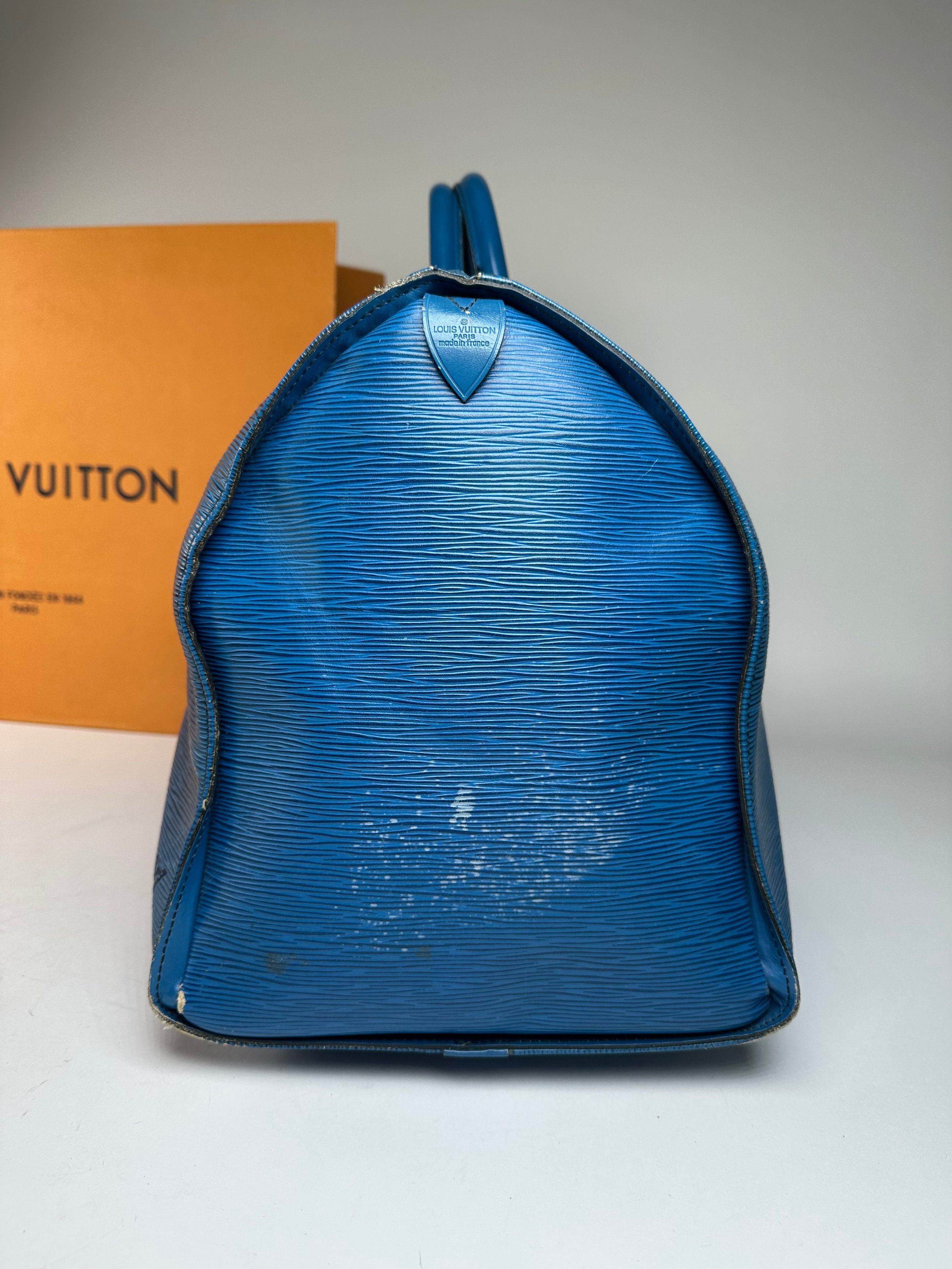 Louis Vuitton Vintage EPI Leather Keepball 45 Blue Size ONE SIZE - 9 Thumbnail
