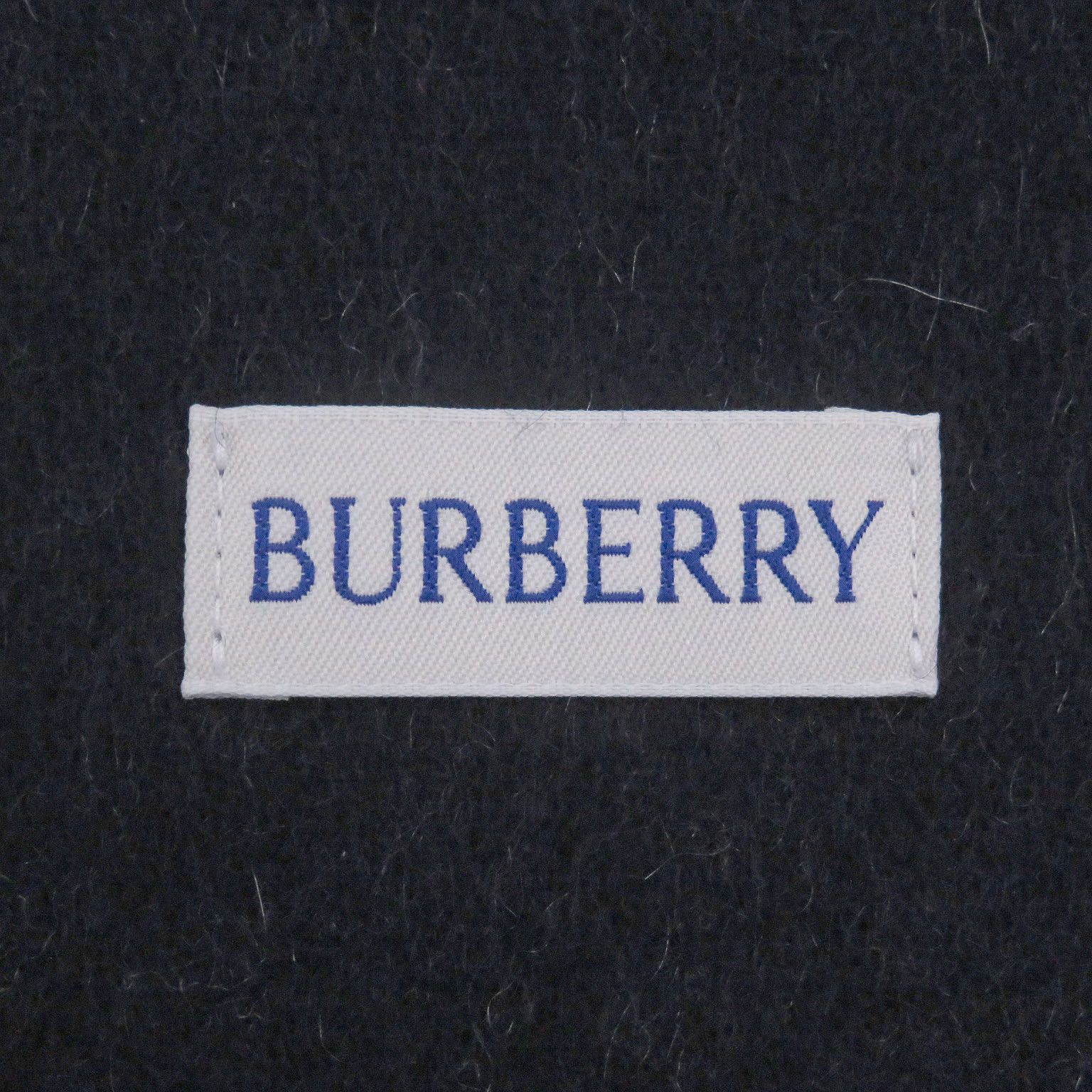 Burberry Burberry Burberry Cashmere Scarf Textile Scarf DUTY FREE for USA Size ONE SIZE - 7 Thumbnail