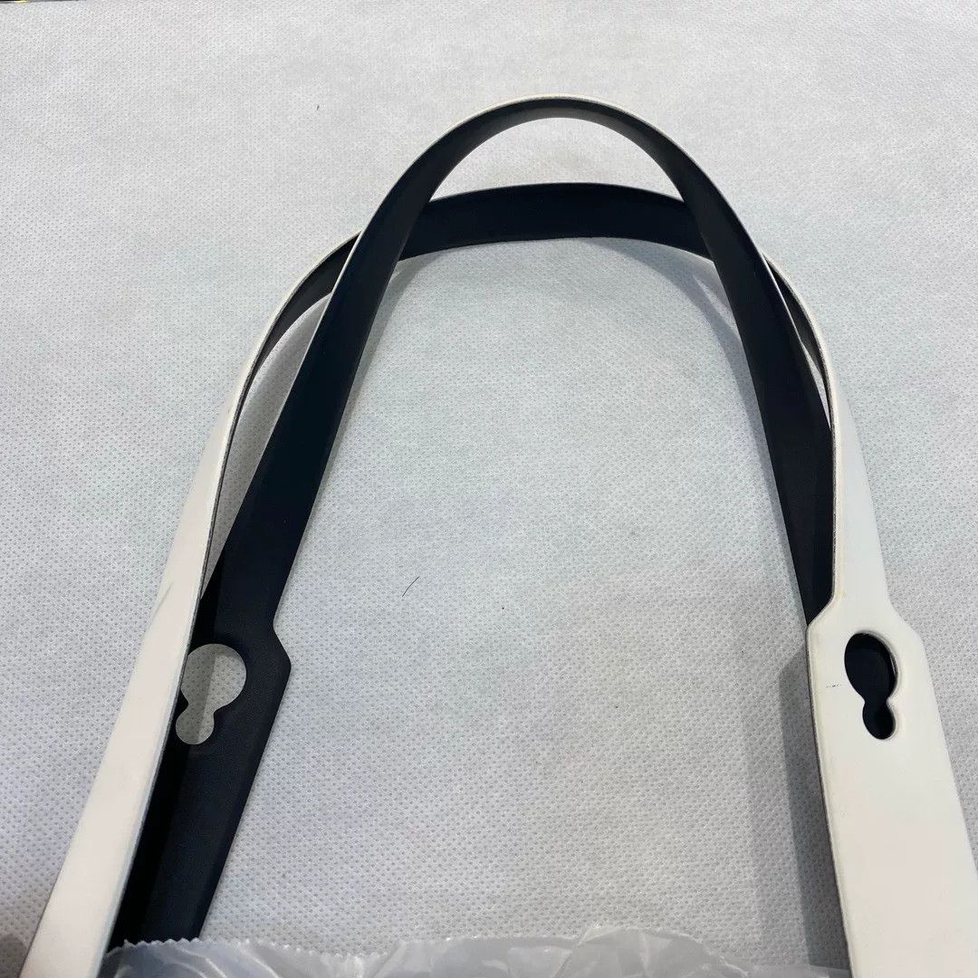 Issey Miyake Pre-loved Bag Very good condition Size ONE SIZE - 3 Thumbnail