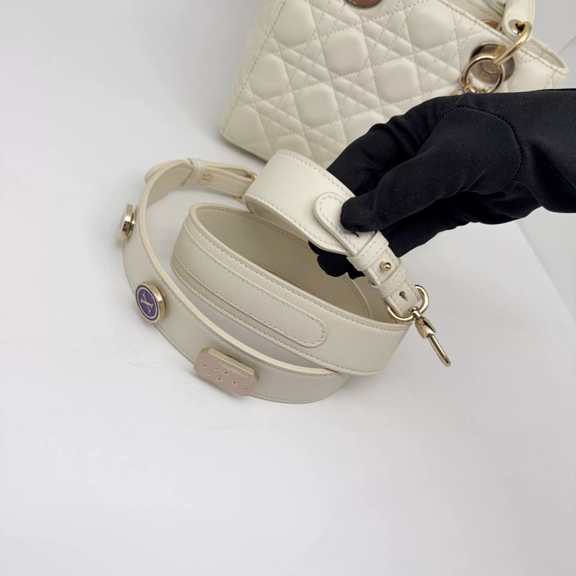 Dior Pre-loved Bag Very good condition Size ONE SIZE - 7 Thumbnail