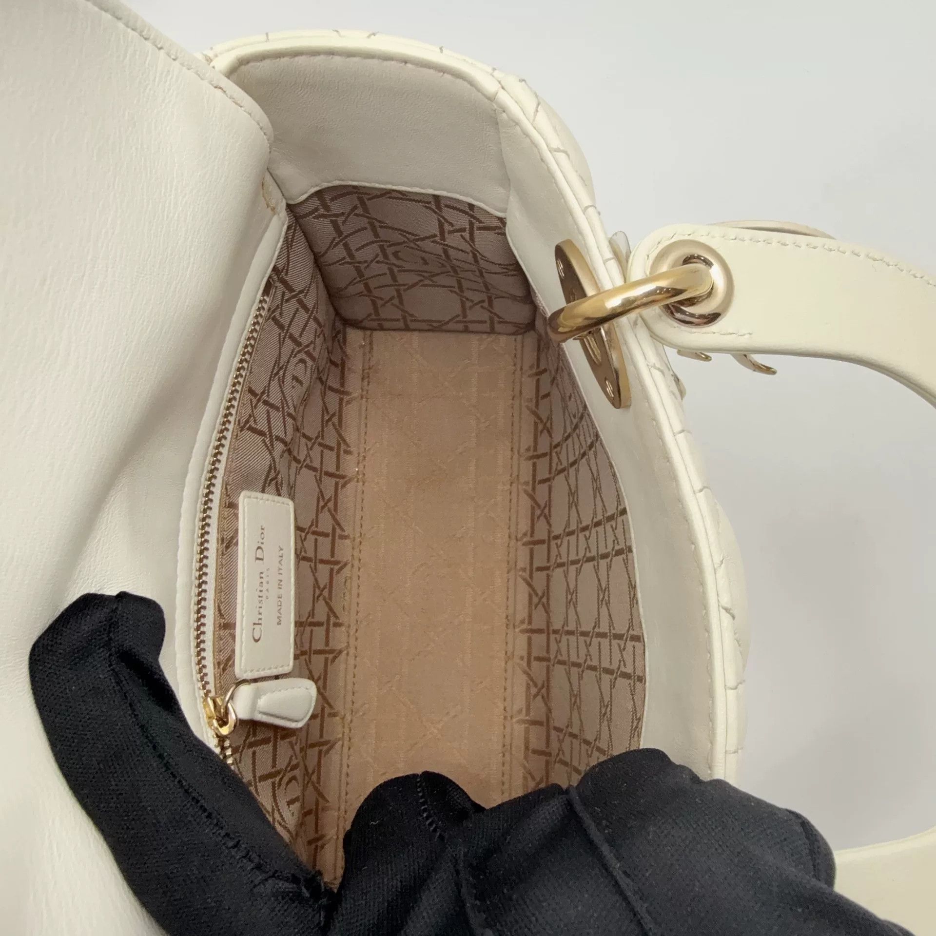 Dior Pre-loved Bag Very good condition Size ONE SIZE - 9 Thumbnail
