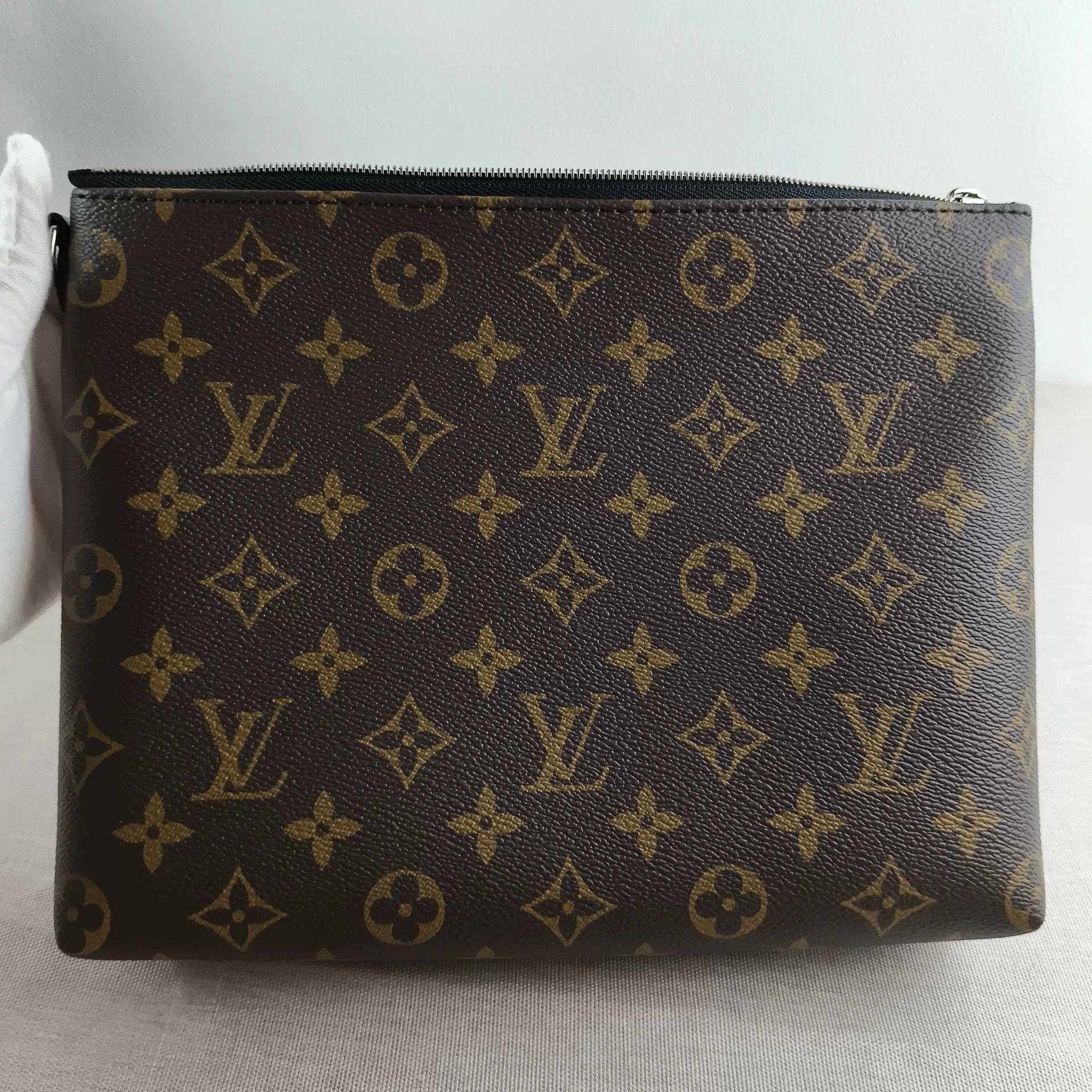 Louis Vuitton Pre-loved Bag Very good condition Size ONE SIZE - 4 Thumbnail