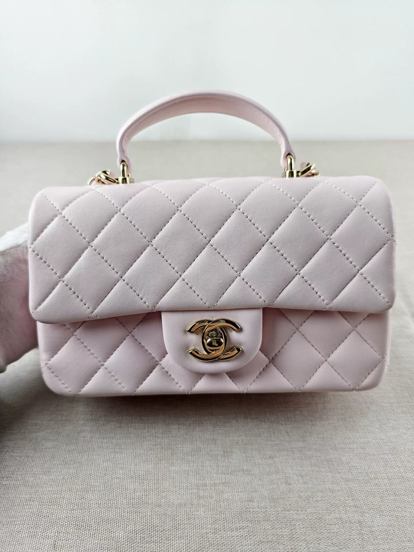 Chanel Pre-loved Bag Very good condition Size ONE SIZE - 3 Thumbnail