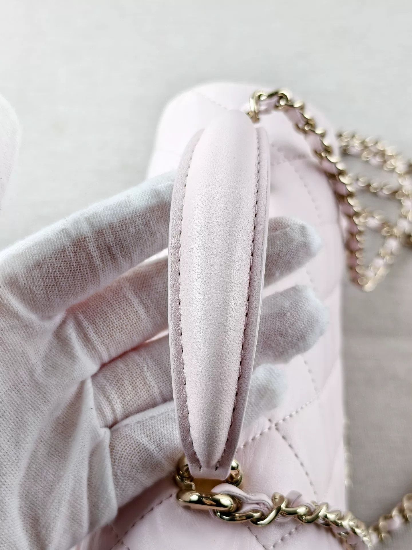 Chanel Pre-loved Bag Very good condition Size ONE SIZE - 9 Thumbnail