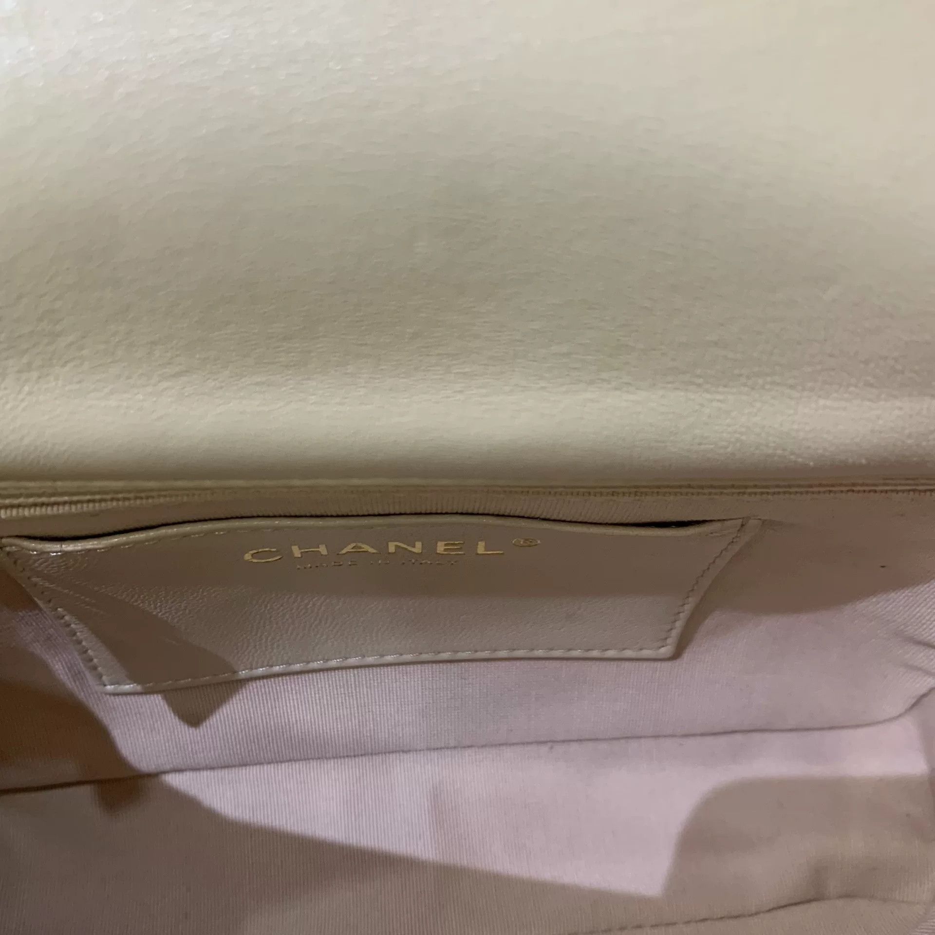 Chanel Pre-loved Bag Very good condition Size ONE SIZE - 8 Thumbnail