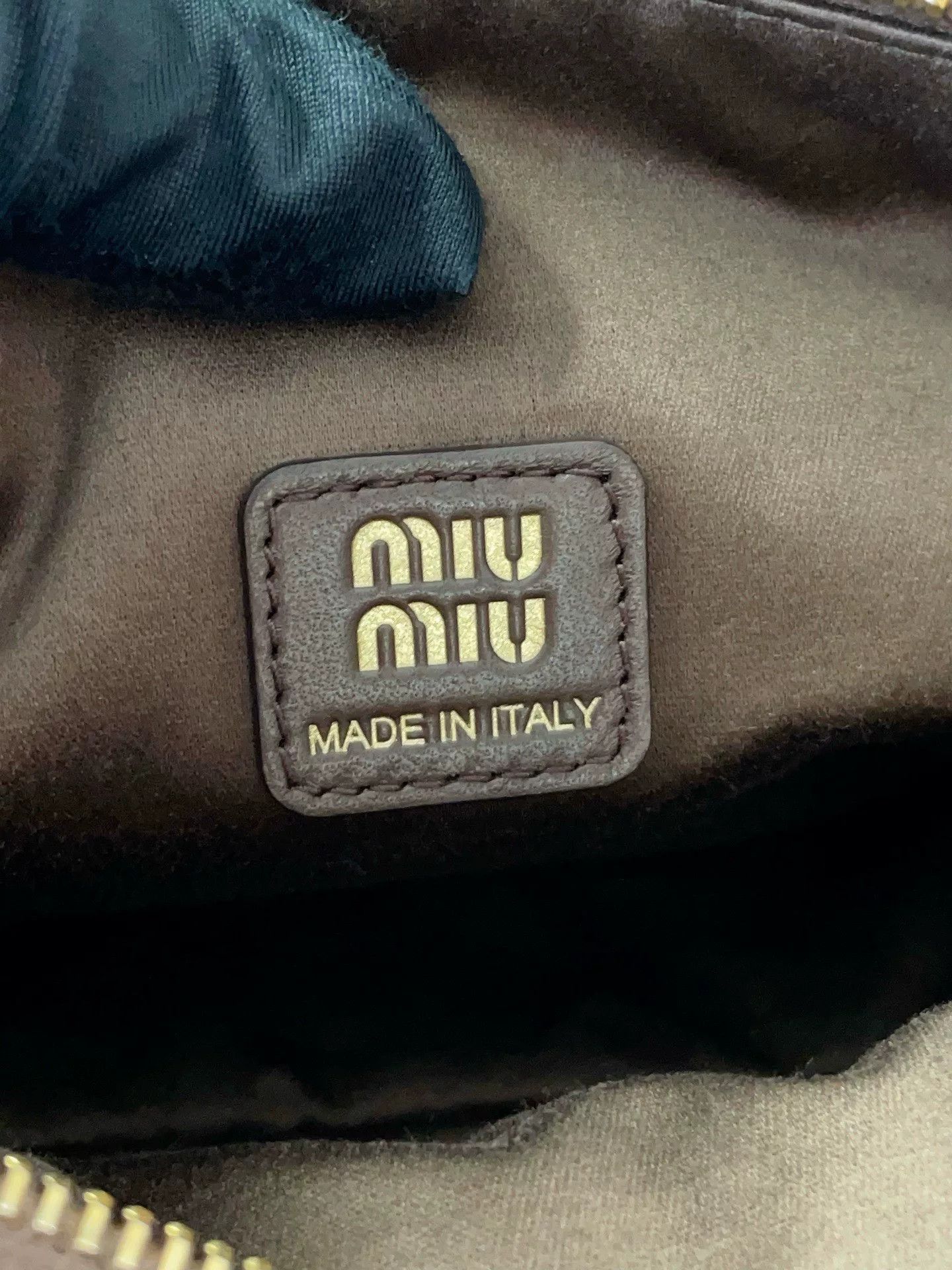 Miu Miu Pre-loved Bag Very good condition Size ONE SIZE - 8 Thumbnail
