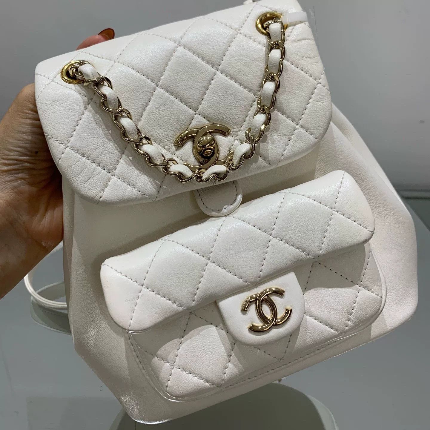 Chanel Pre-loved Bag Very good condition Size ONE SIZE - 2 Thumbnail
