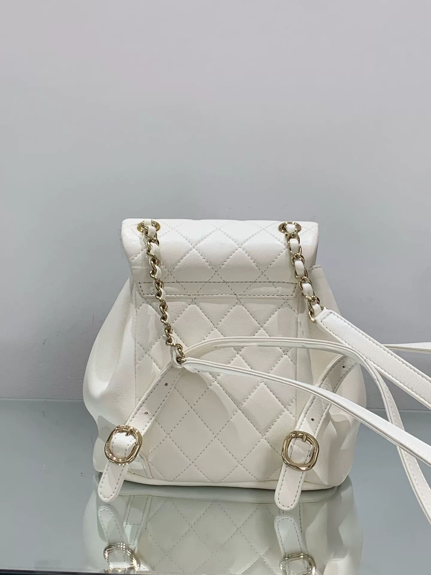Chanel Pre-loved Bag Very good condition Size ONE SIZE - 6 Thumbnail