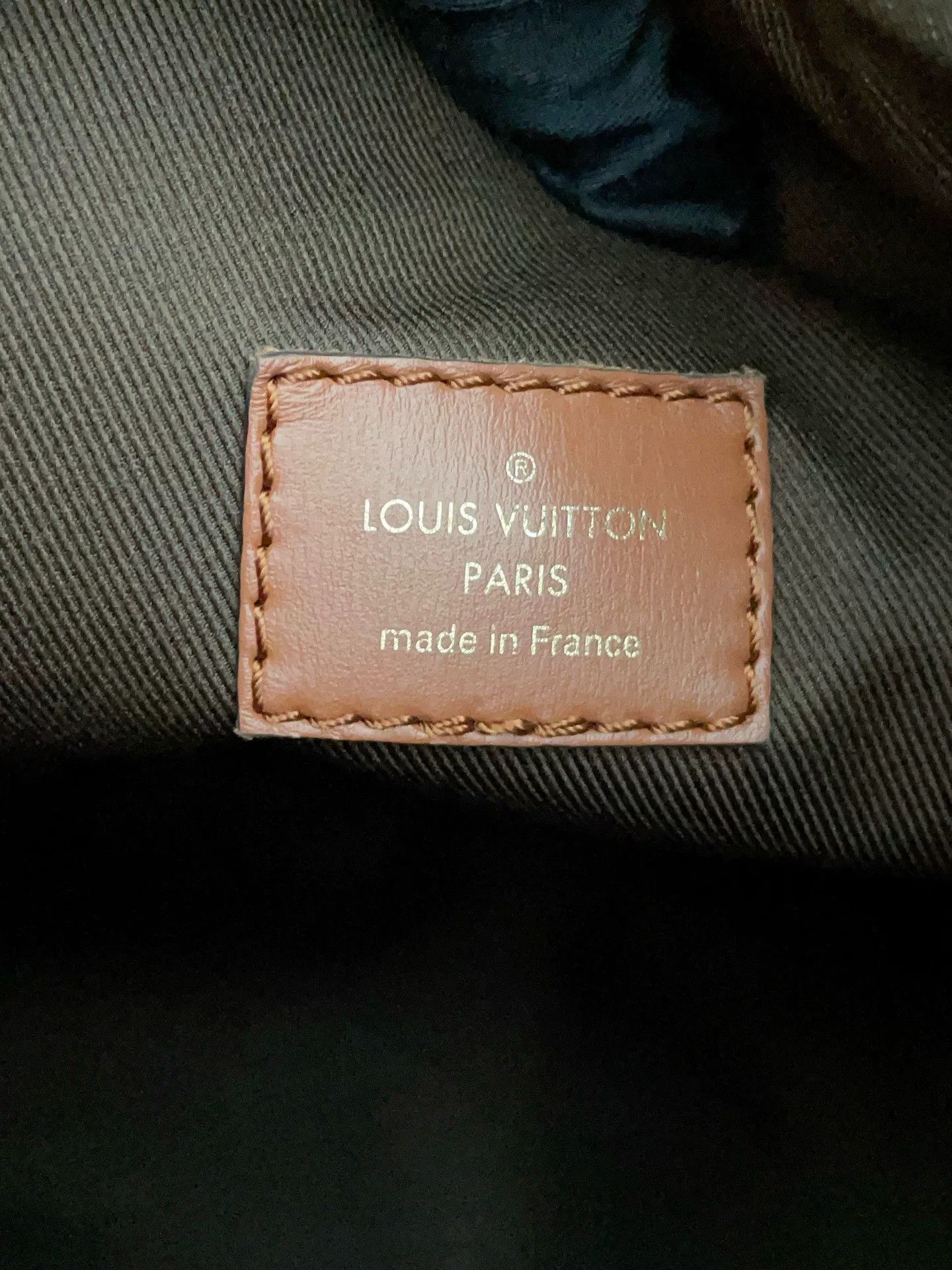 Louis Vuitton Pre-loved Bag Very good condition Size ONE SIZE - 8 Thumbnail