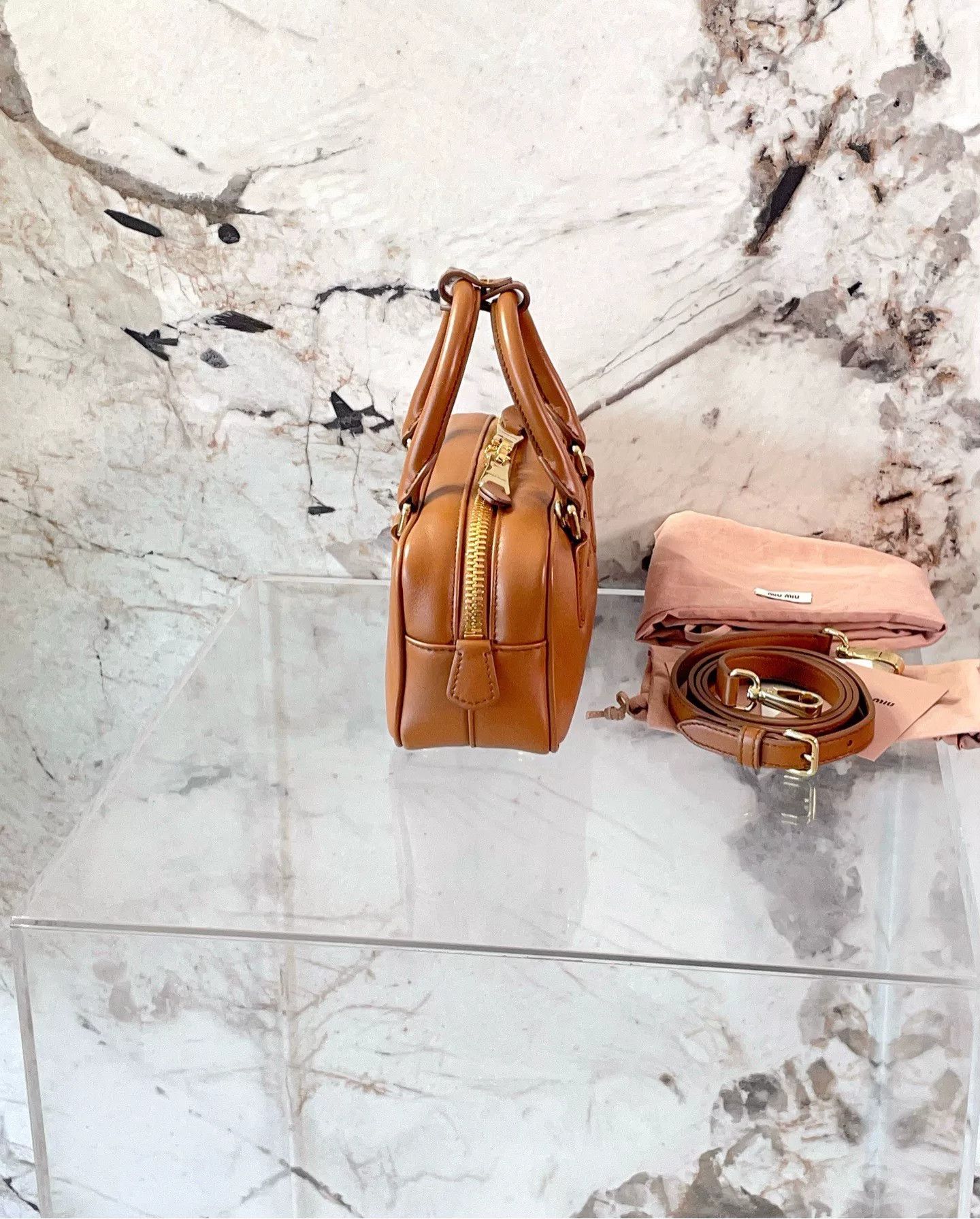 Miu Miu Pre-loved Bag Very good condition Size ONE SIZE - 3 Thumbnail