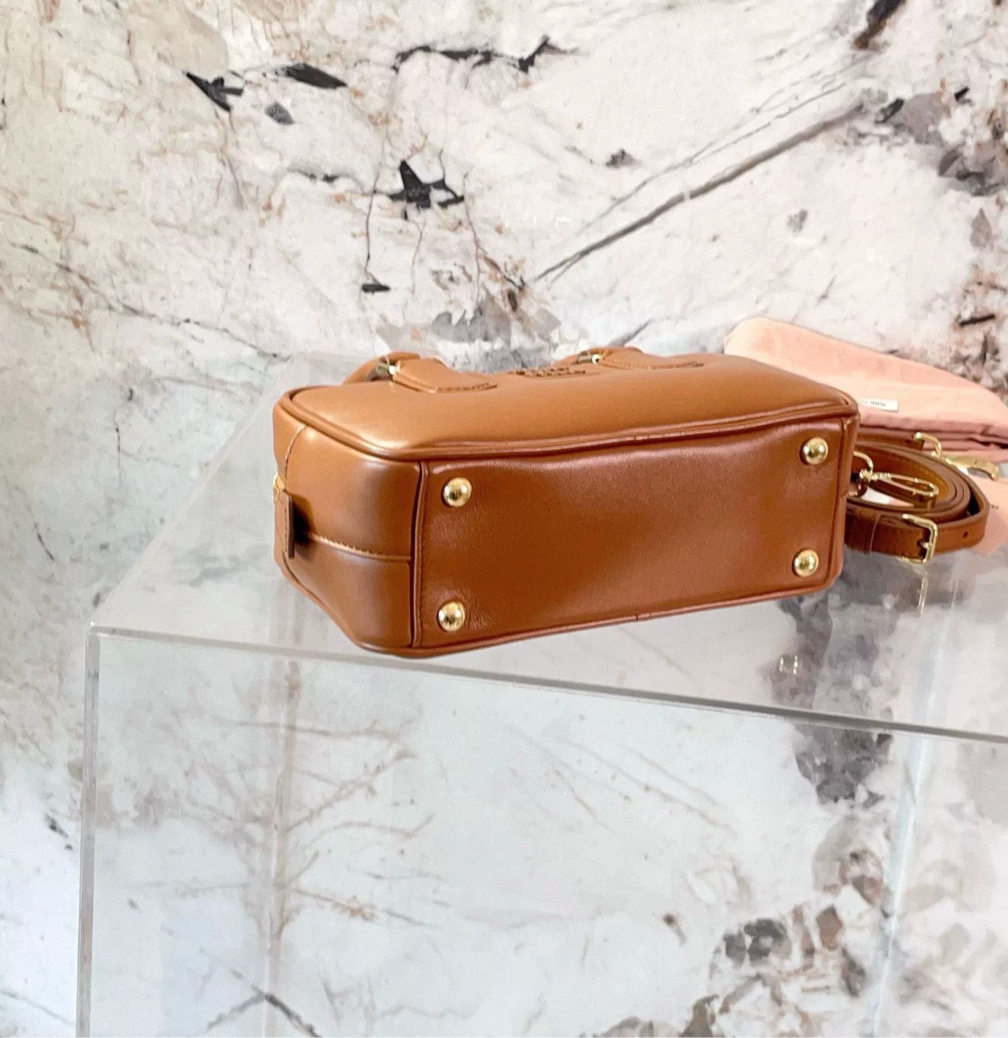 Miu Miu Pre-loved Bag Very good condition Size ONE SIZE - 5 Thumbnail
