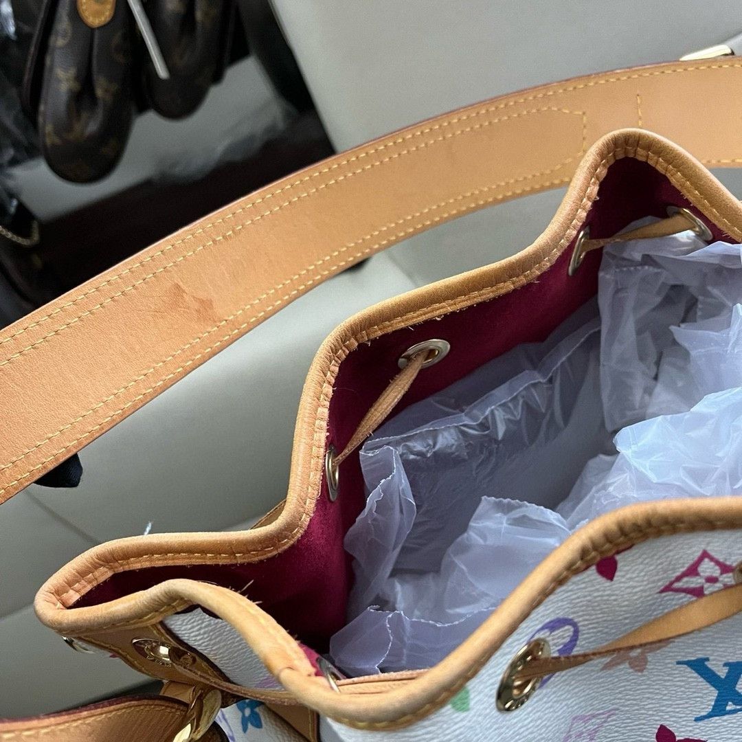 Louis Vuitton Pre-loved Bag Very good condition Size ONE SIZE - 5 Thumbnail