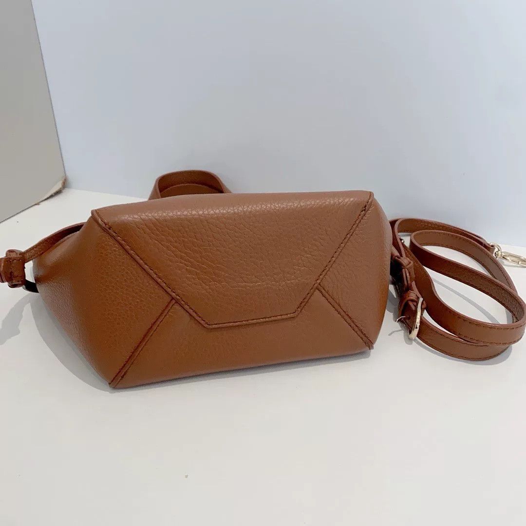 Furla Pre-loved Bag Very good condition Size ONE SIZE - 4 Thumbnail