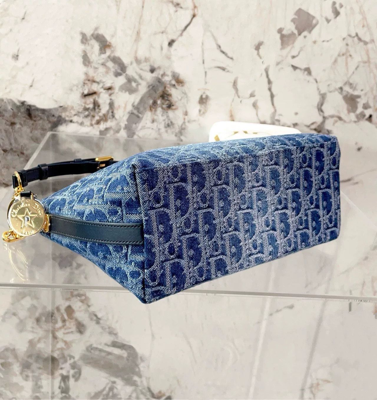 Dior Pre-loved Bag Very good condition Size ONE SIZE - 5 Thumbnail