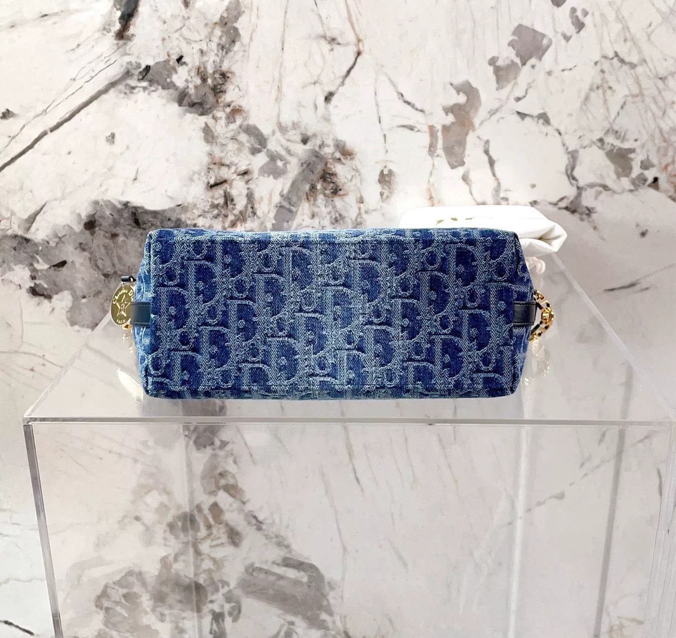 Dior Pre-loved Bag Very good condition Size ONE SIZE - 4 Thumbnail