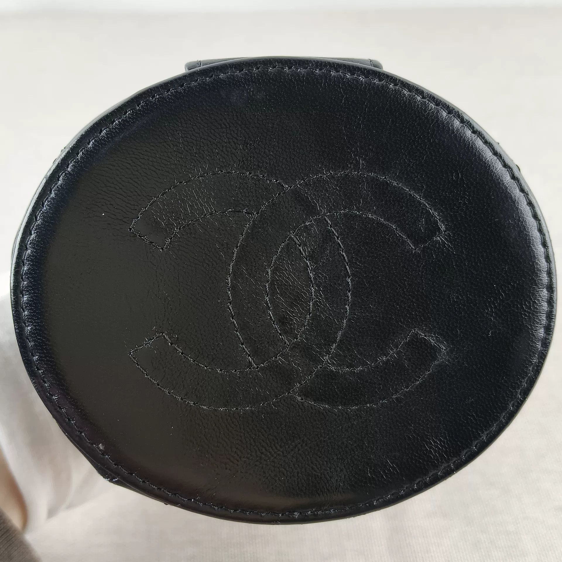Chanel Pre-loved Bag Very good condition Size ONE SIZE - 7 Thumbnail