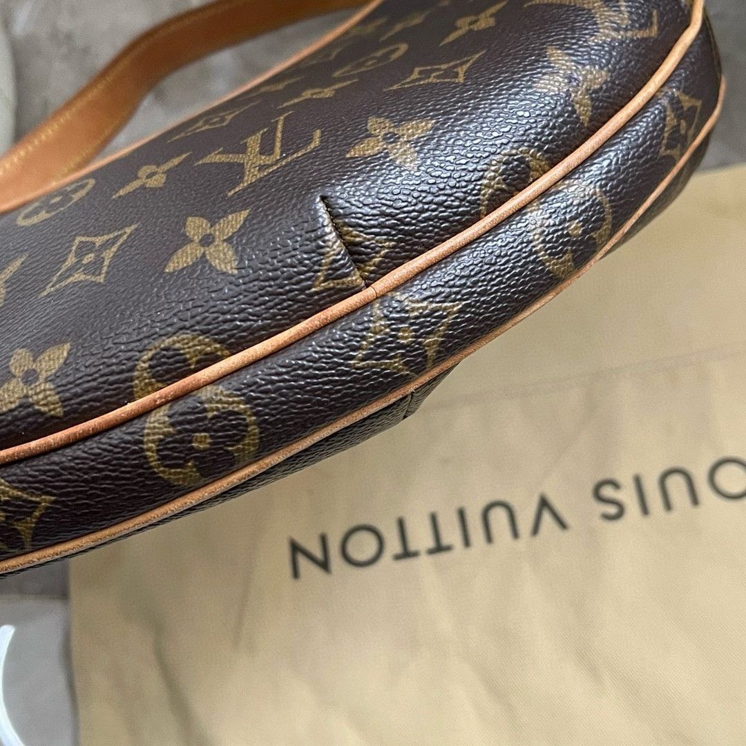 Louis Vuitton Pre-loved Bag Very good condition Size ONE SIZE - 8 Thumbnail