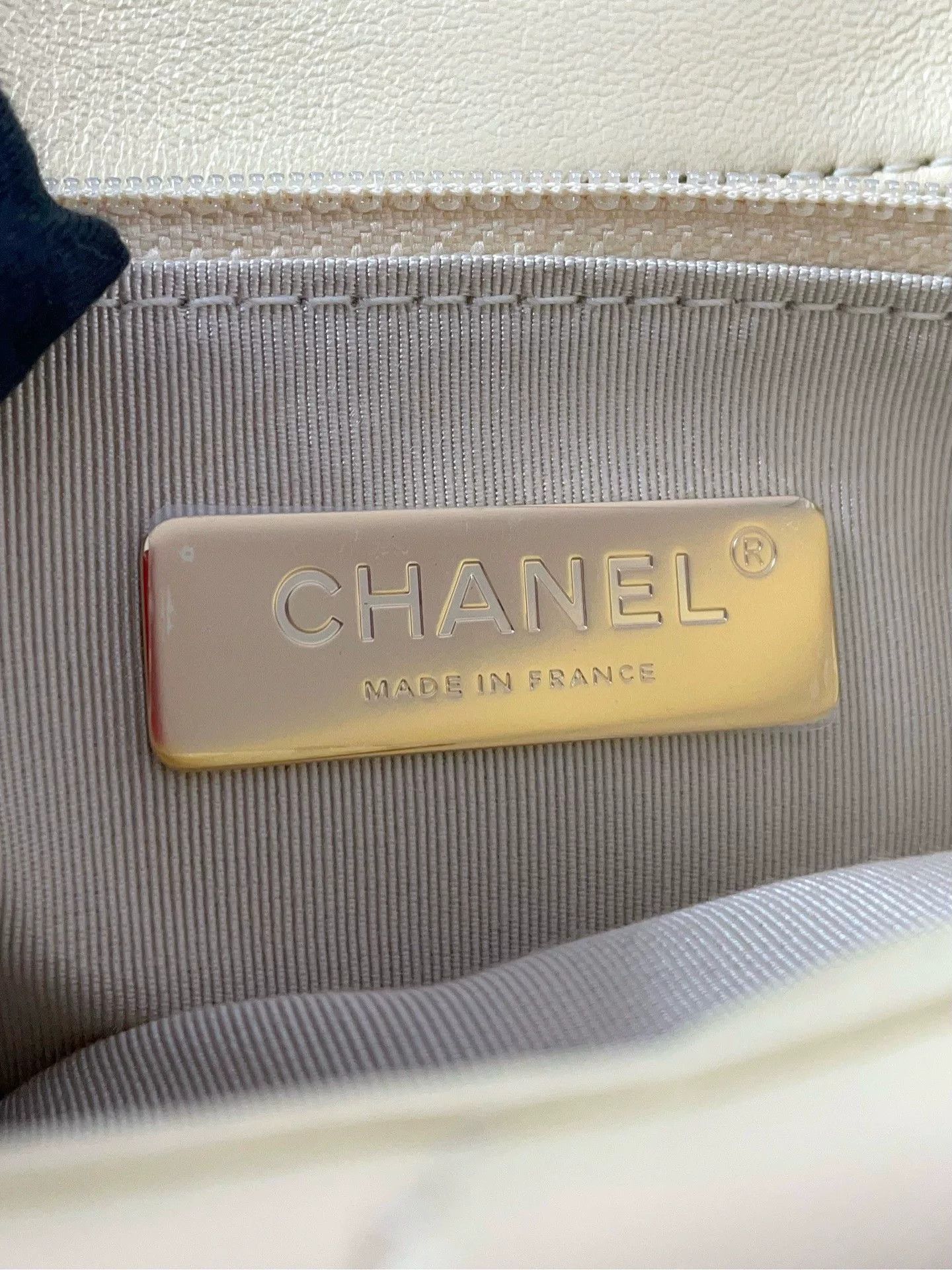 Chanel Pre-loved Bag Very good condition Size ONE SIZE - 8 Thumbnail