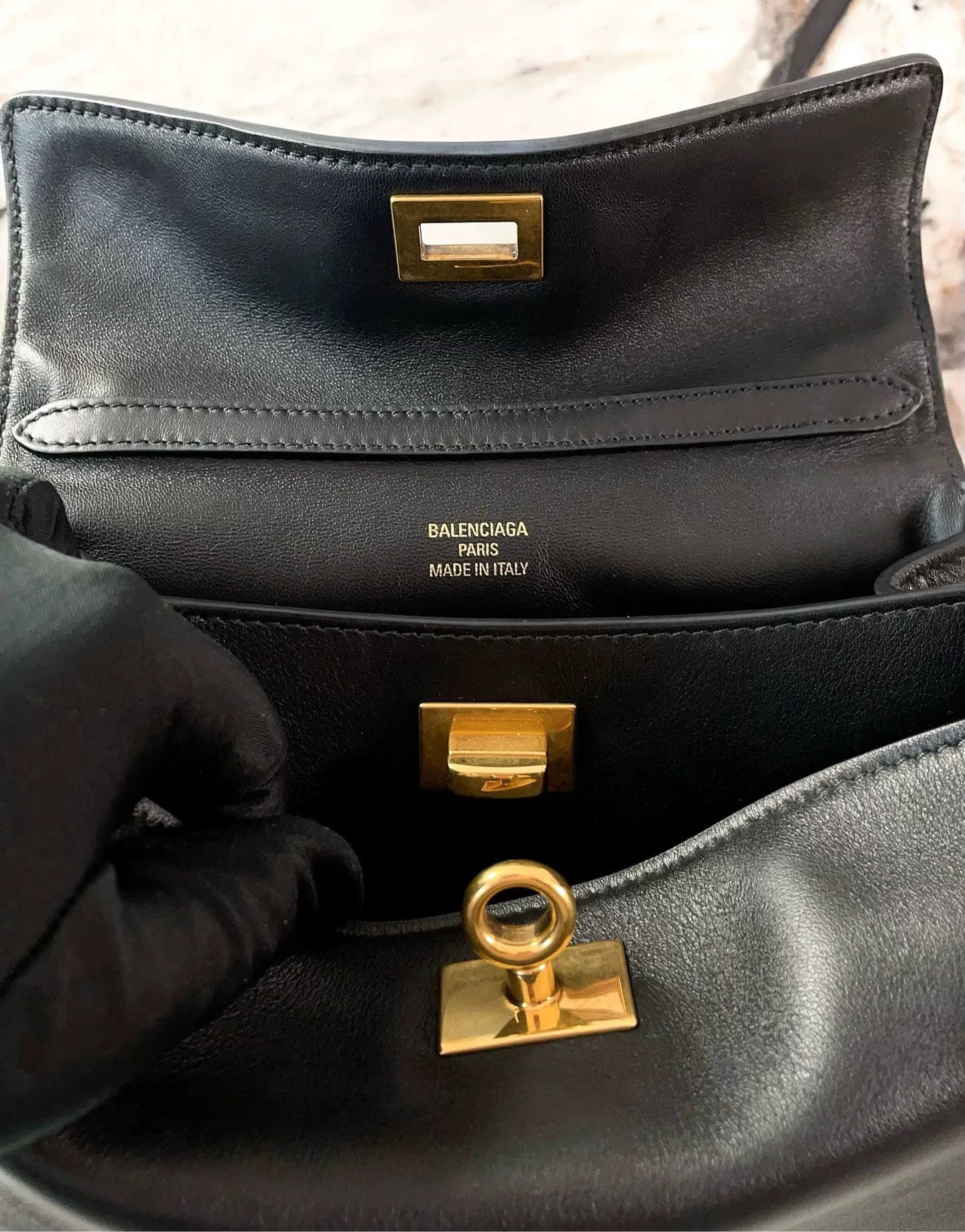 Balenciaga Pre-loved Bag Very good condition Size ONE SIZE - 8 Thumbnail