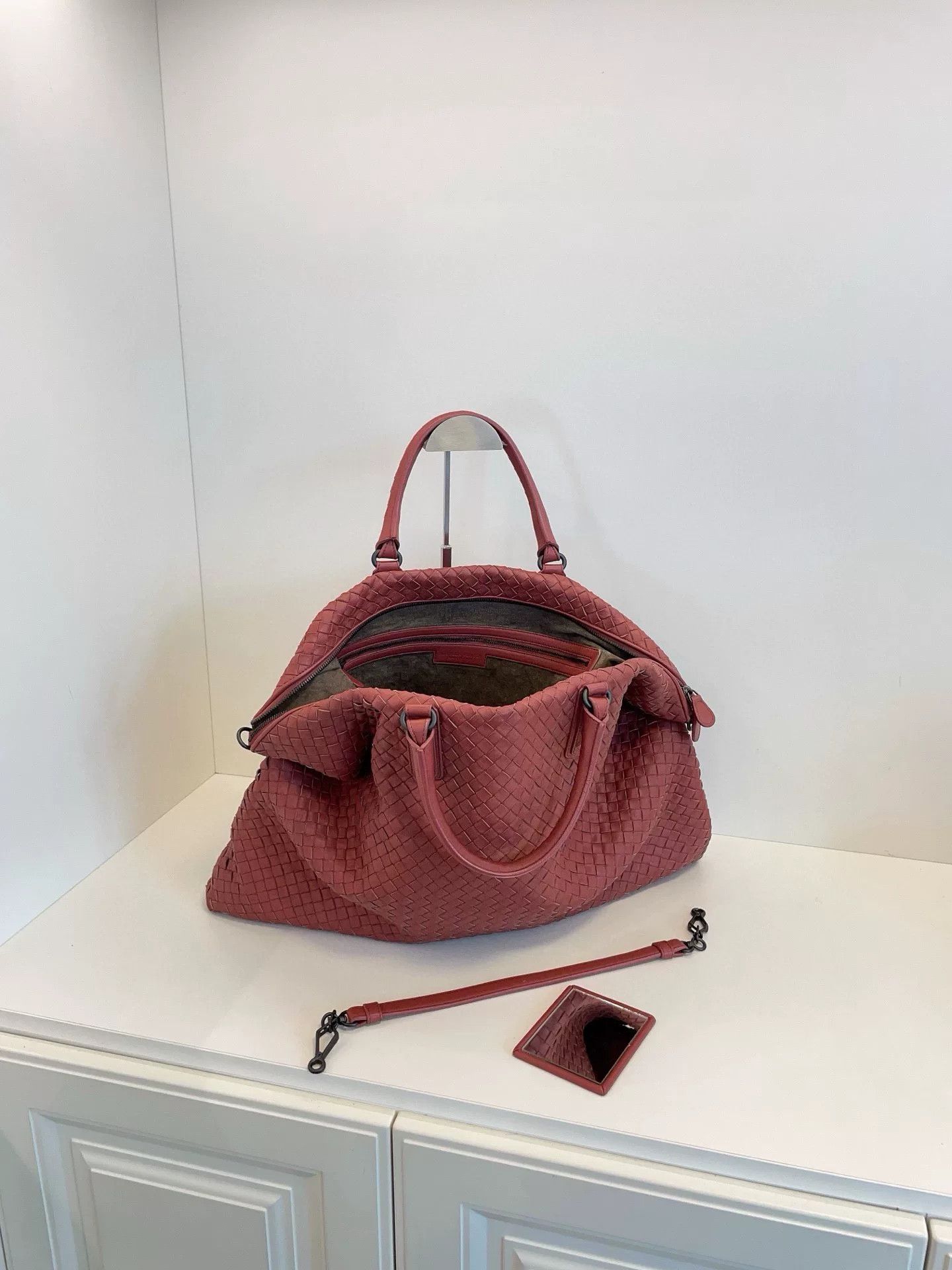 Bottega Veneta Pre-loved Bag Very good condition Size ONE SIZE - 8 Thumbnail