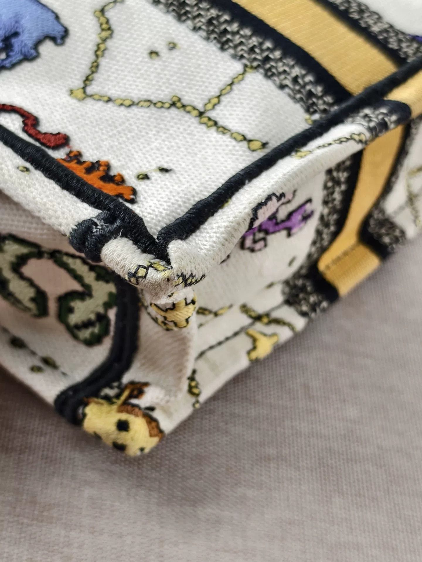 Dior Pre-loved Bag Very good condition Size ONE SIZE - 2 Thumbnail