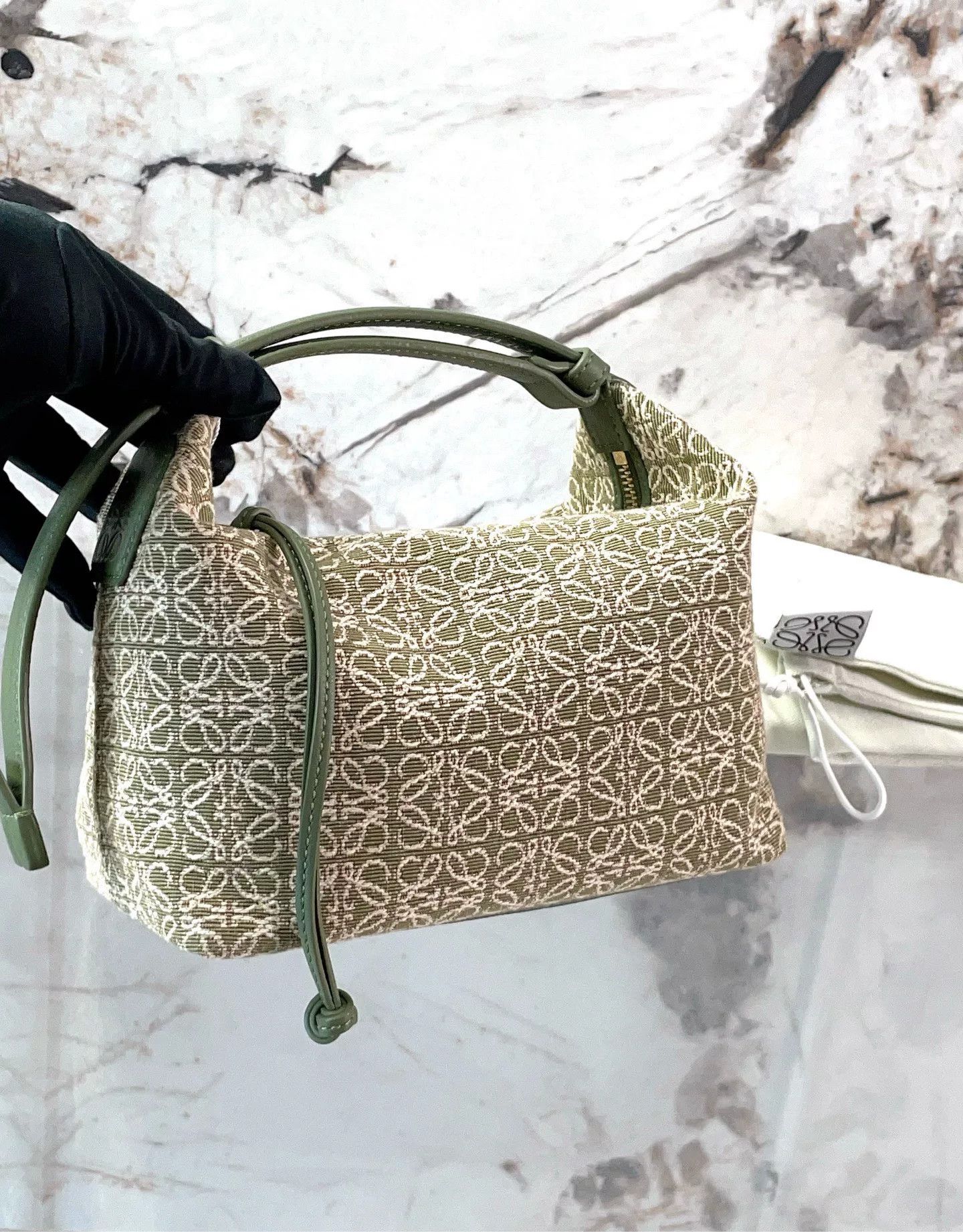 Loewe Pre-loved Bag Very good condition Size ONE SIZE - 7 Thumbnail