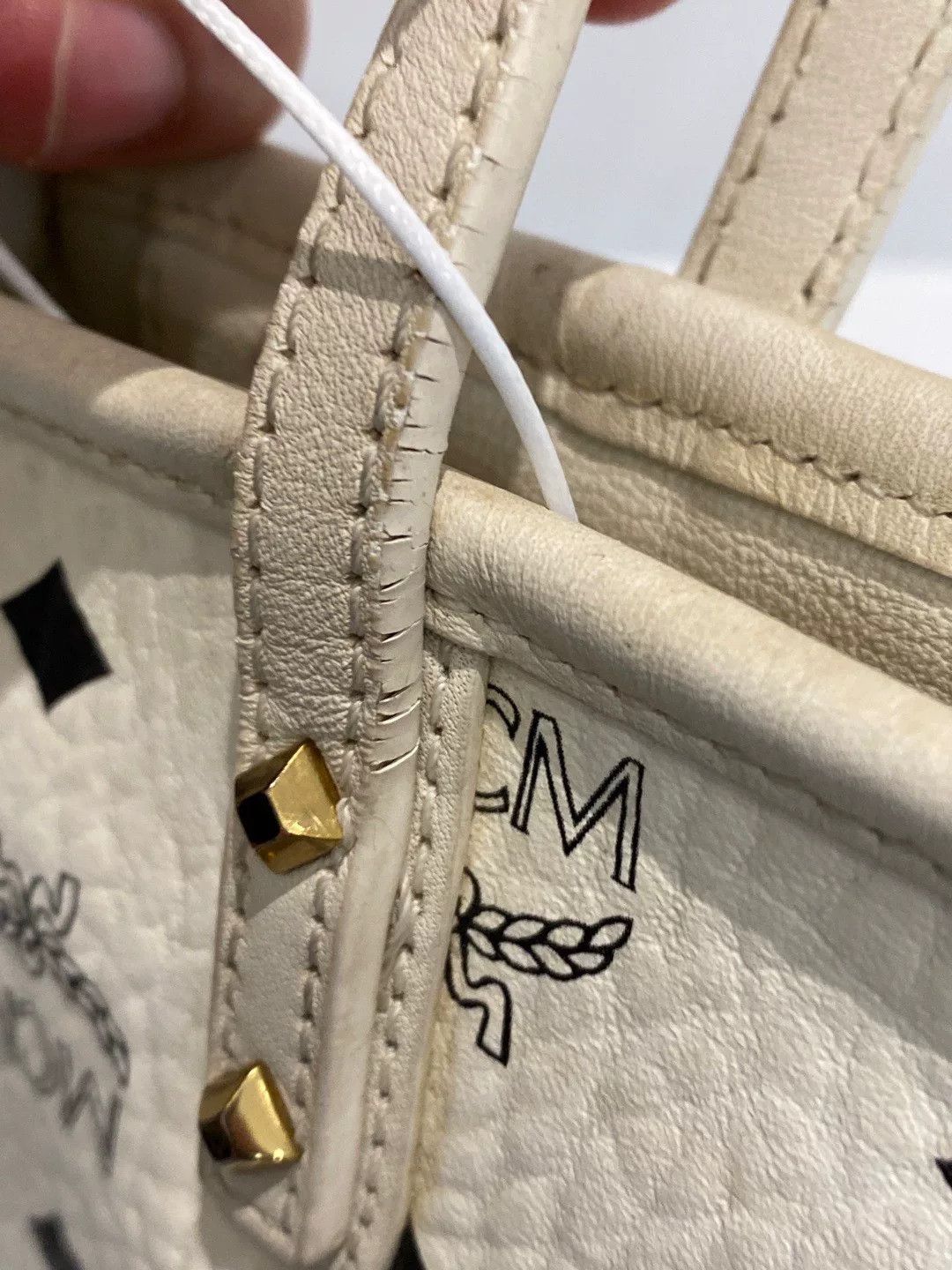 MCM Pre-loved Bag Very good condition Size ONE SIZE - 6 Thumbnail