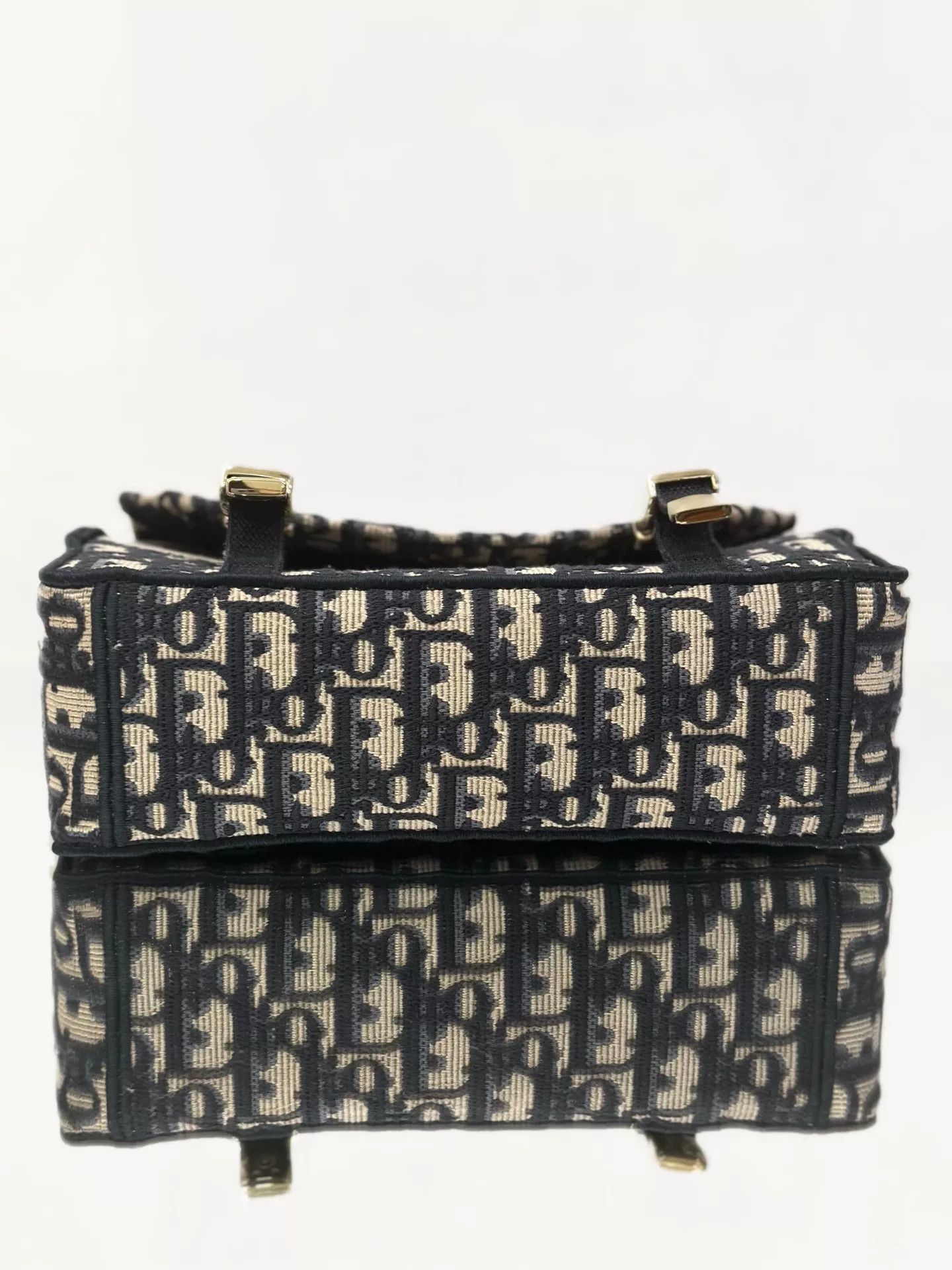 Dior Pre-loved Bag Very good condition Size ONE SIZE - 6 Thumbnail
