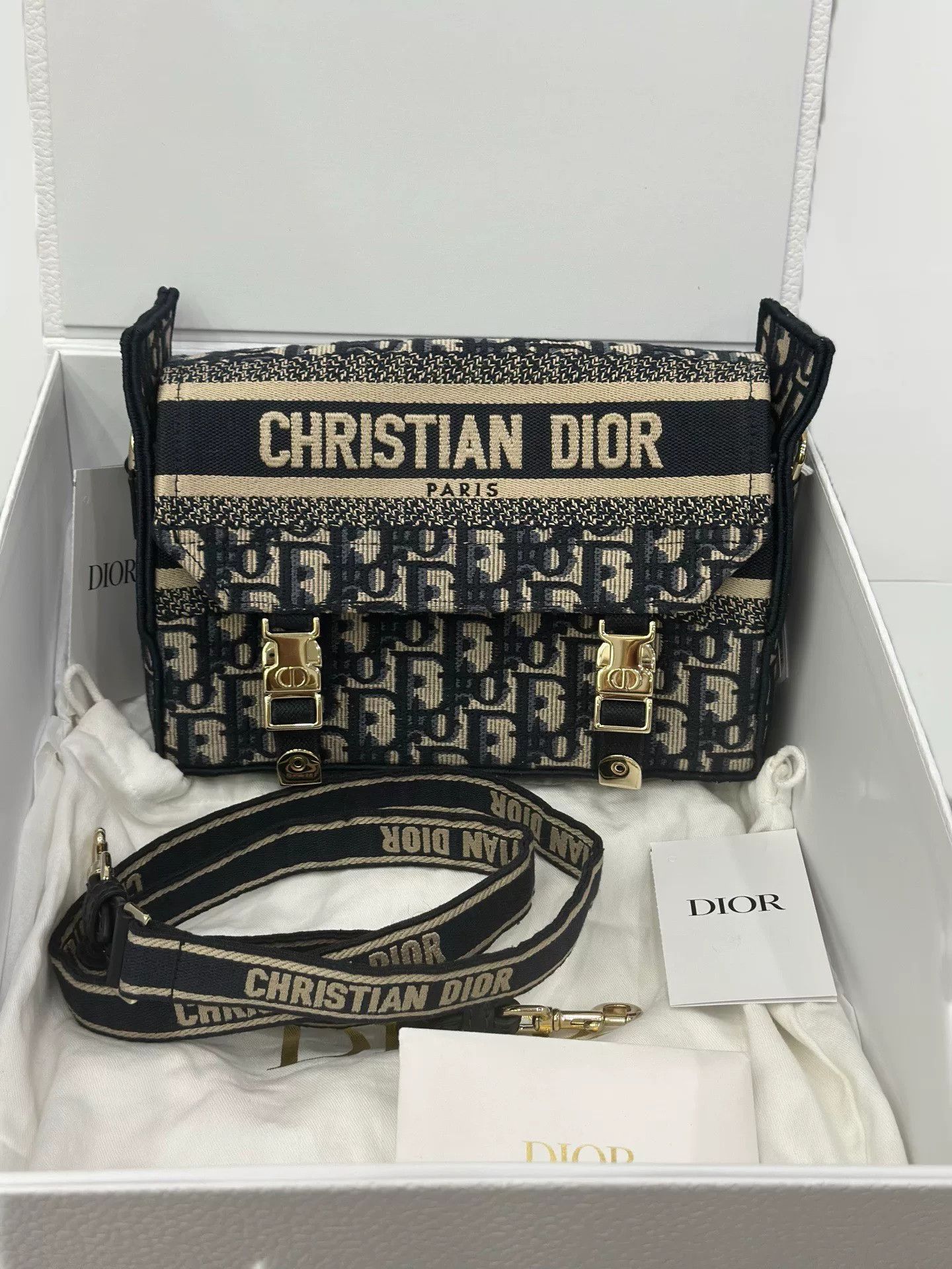 Dior Pre-loved Bag Very good condition Size ONE SIZE - 2 Thumbnail