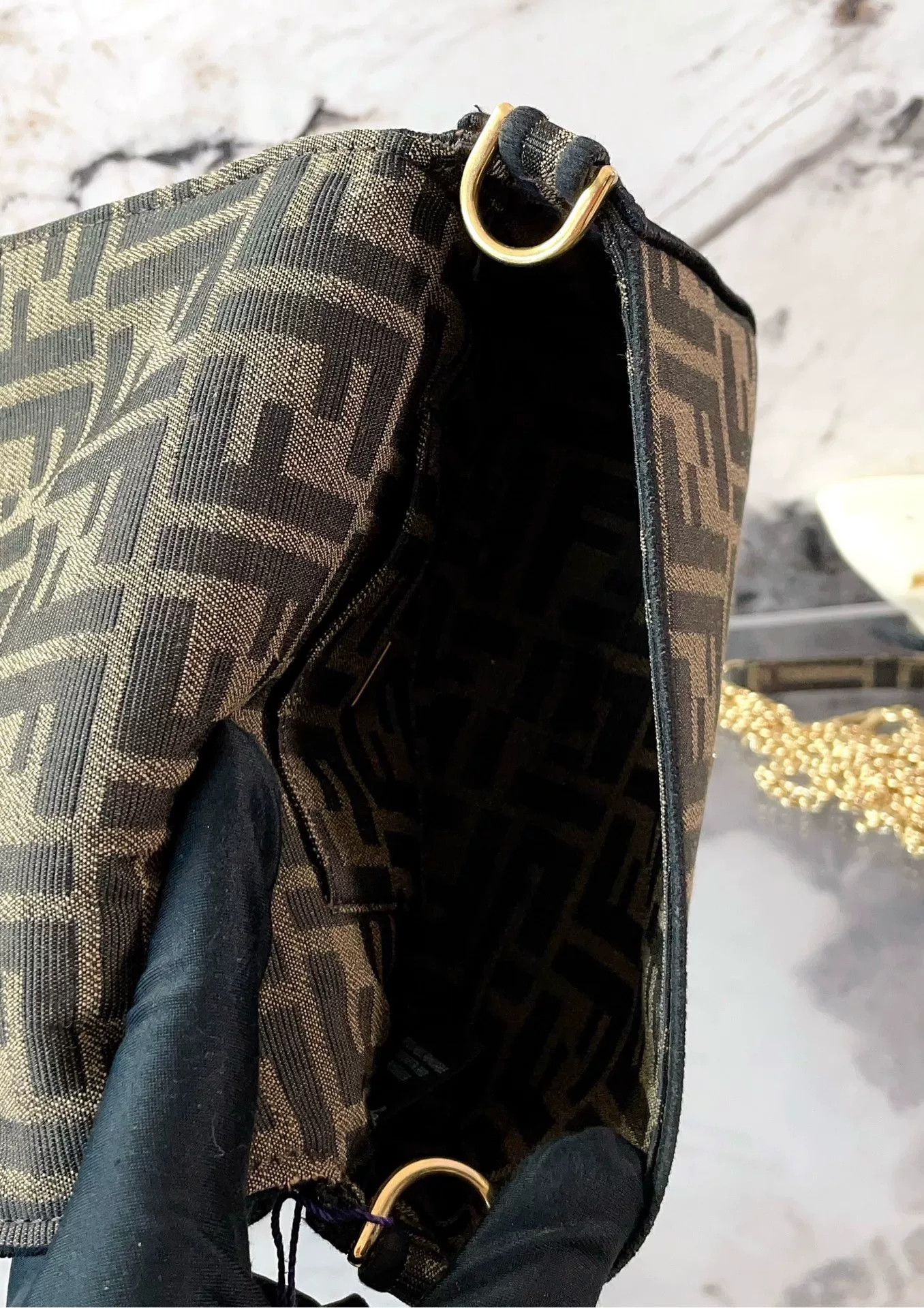Fendi Pre-loved Bag Very good condition Size ONE SIZE - 9 Thumbnail