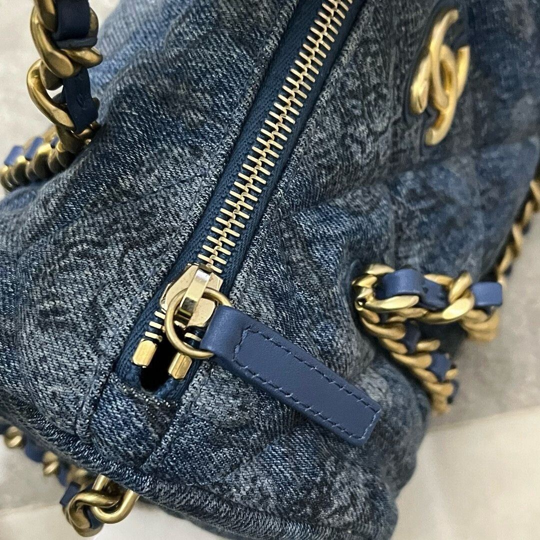 Chanel Pre-loved Bag Very good condition Size ONE SIZE - 4 Thumbnail