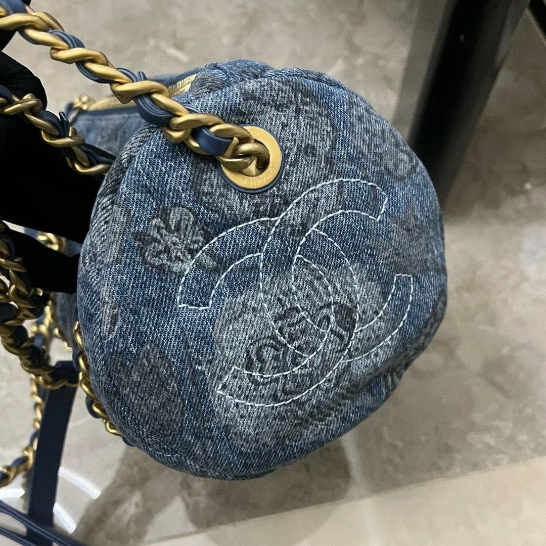 Chanel Pre-loved Bag Very good condition Size ONE SIZE - 5 Thumbnail