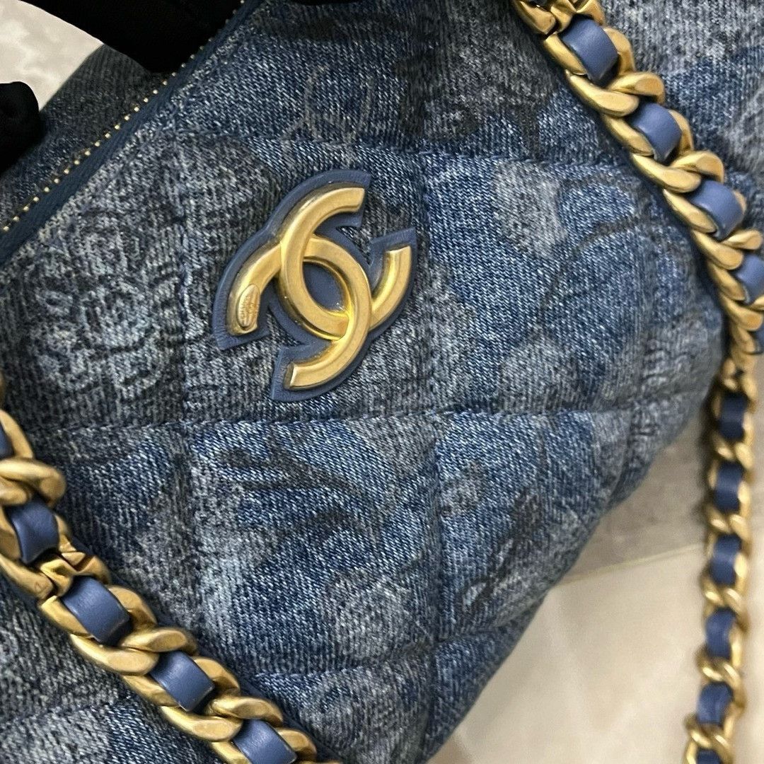 Chanel Pre-loved Bag Very good condition Size ONE SIZE - 2 Thumbnail