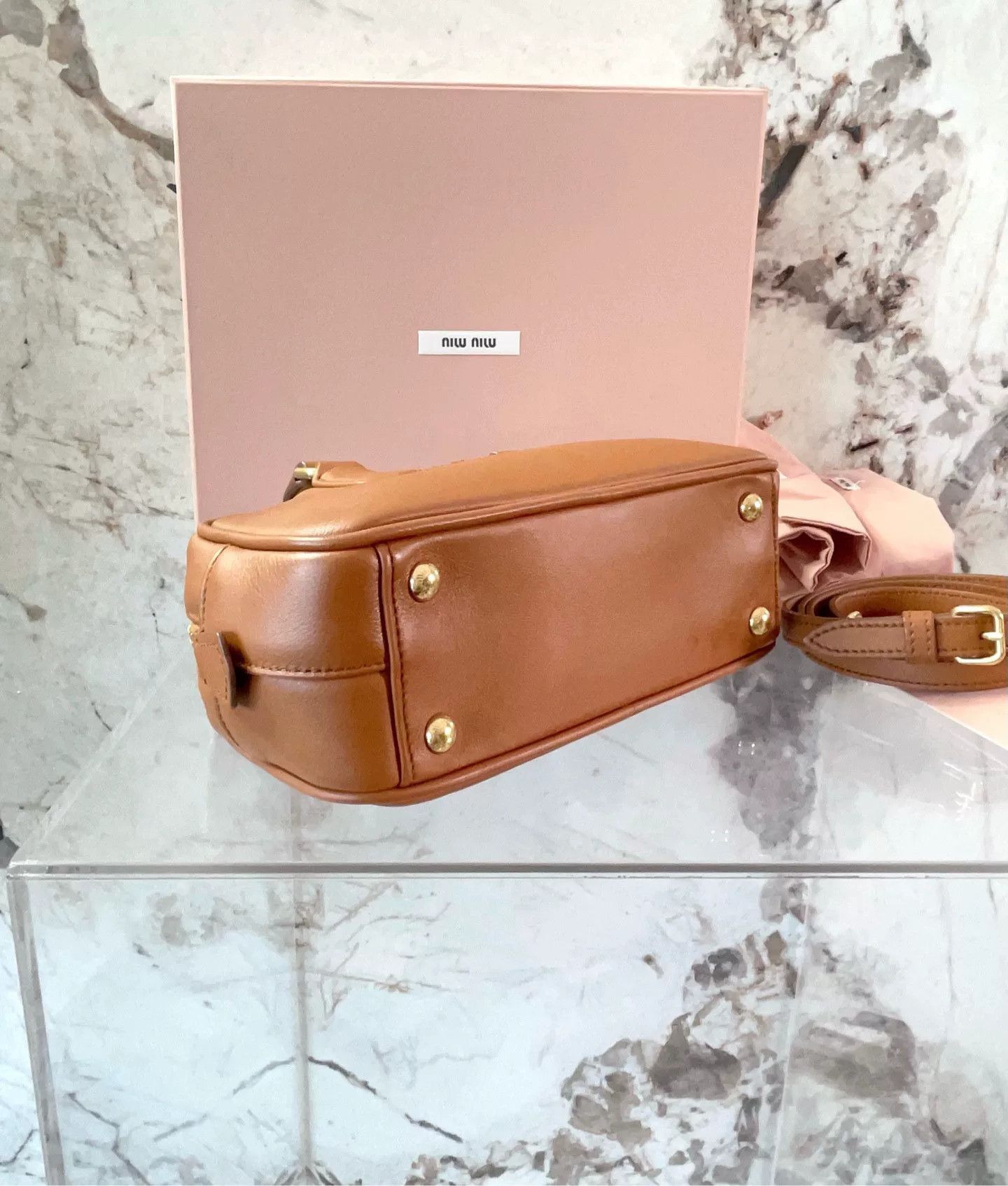 Miu Miu Pre-loved Bag Very good condition Size ONE SIZE - 5 Thumbnail