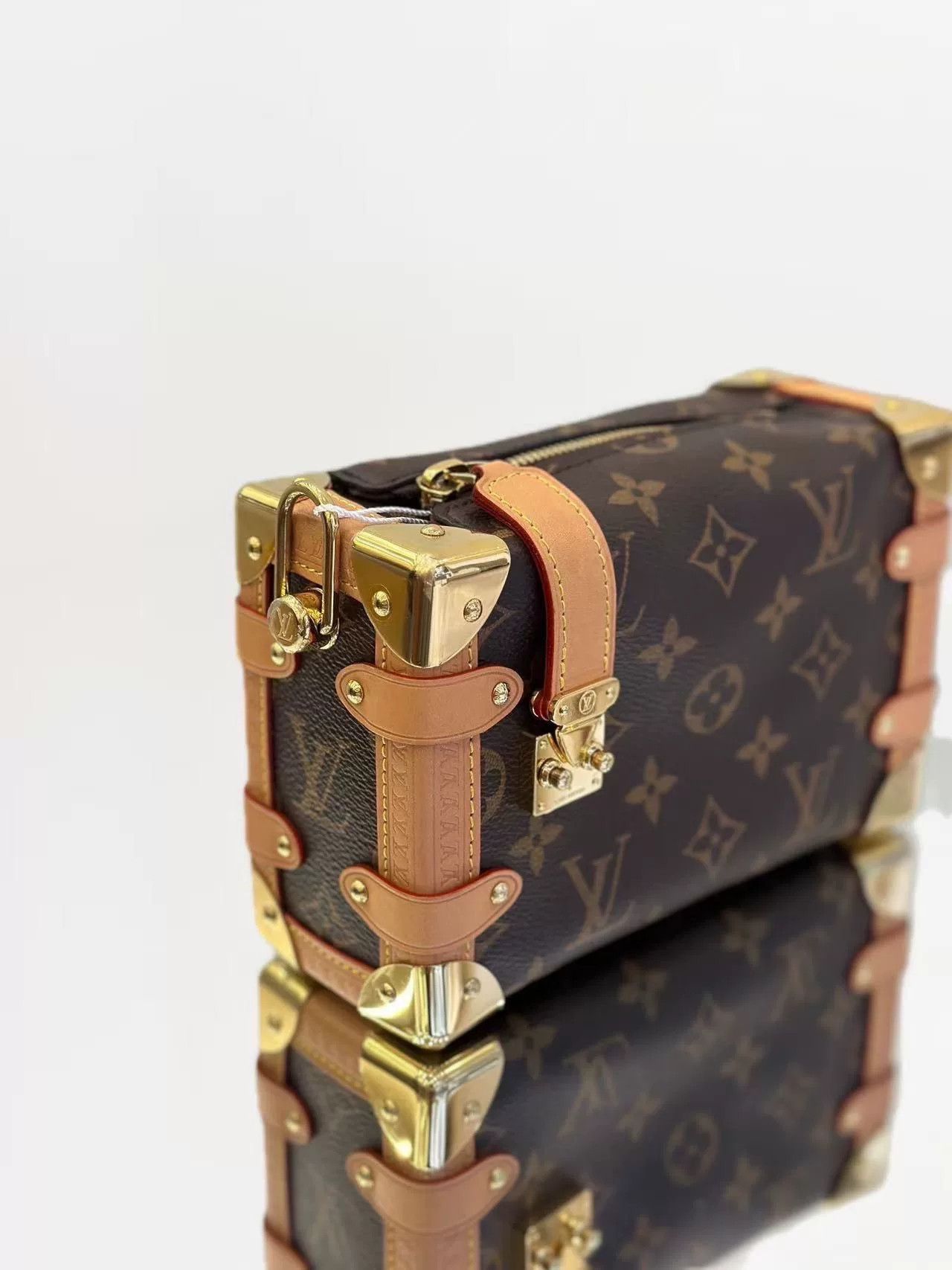 Louis Vuitton Pre-loved Bag Very good condition Size ONE SIZE - 6 Thumbnail
