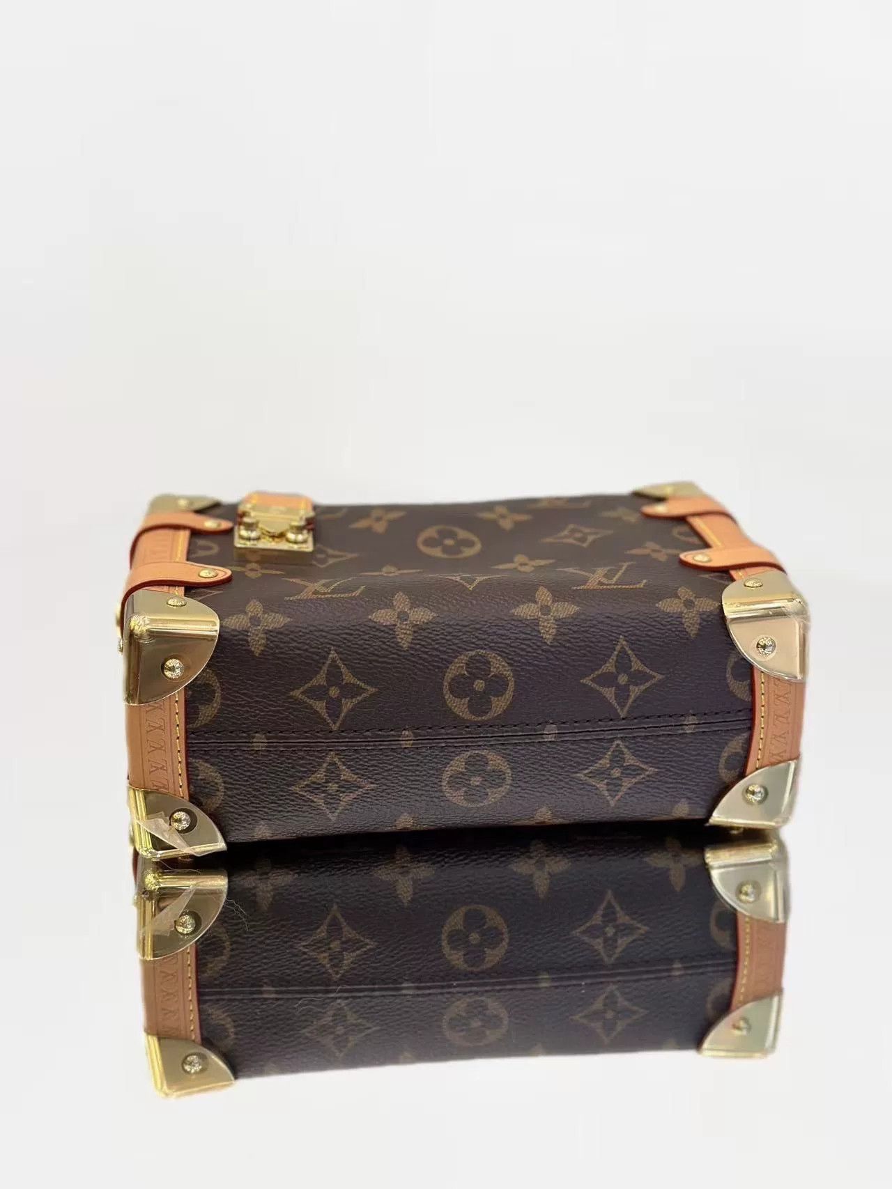 Louis Vuitton Pre-loved Bag Very good condition Size ONE SIZE - 7 Thumbnail