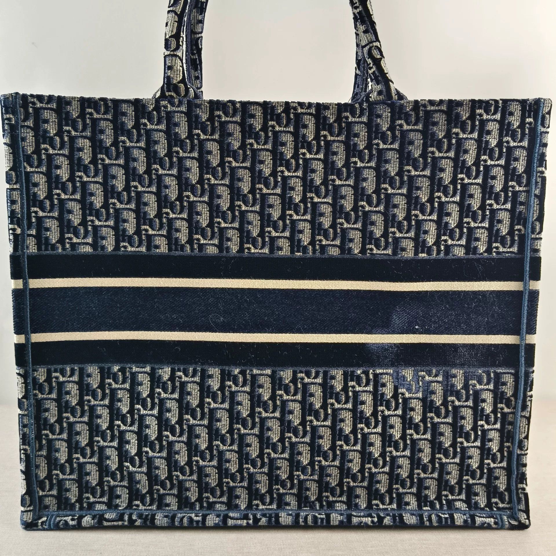 Dior Pre-loved Bag Very good condition Size ONE SIZE - 4 Thumbnail