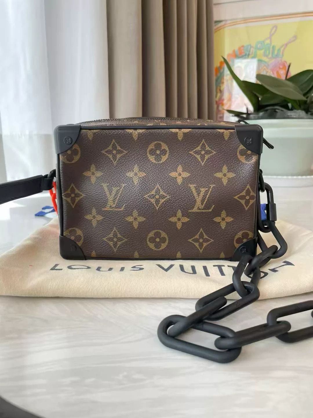 Louis Vuitton Pre-loved Bag Very good condition Size ONE SIZE - 4 Thumbnail