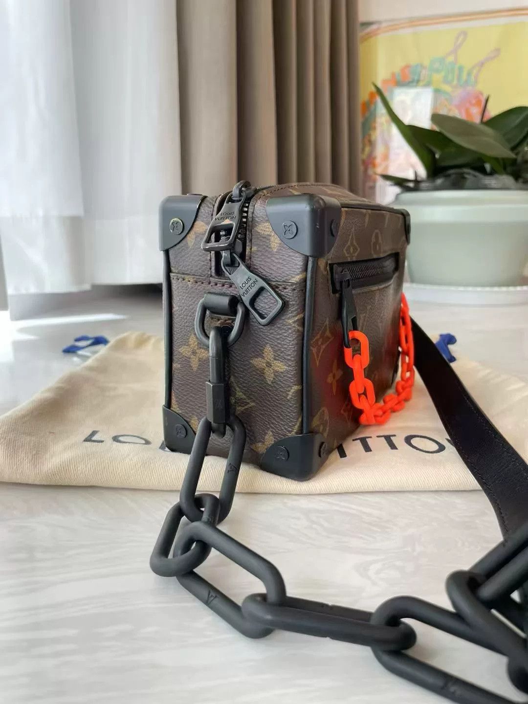 Louis Vuitton Pre-loved Bag Very good condition Size ONE SIZE - 5 Thumbnail