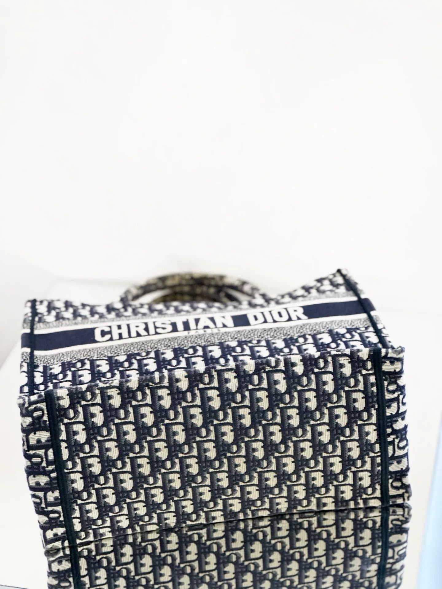 Dior Pre-loved Bag Very good condition Size ONE SIZE - 6 Thumbnail