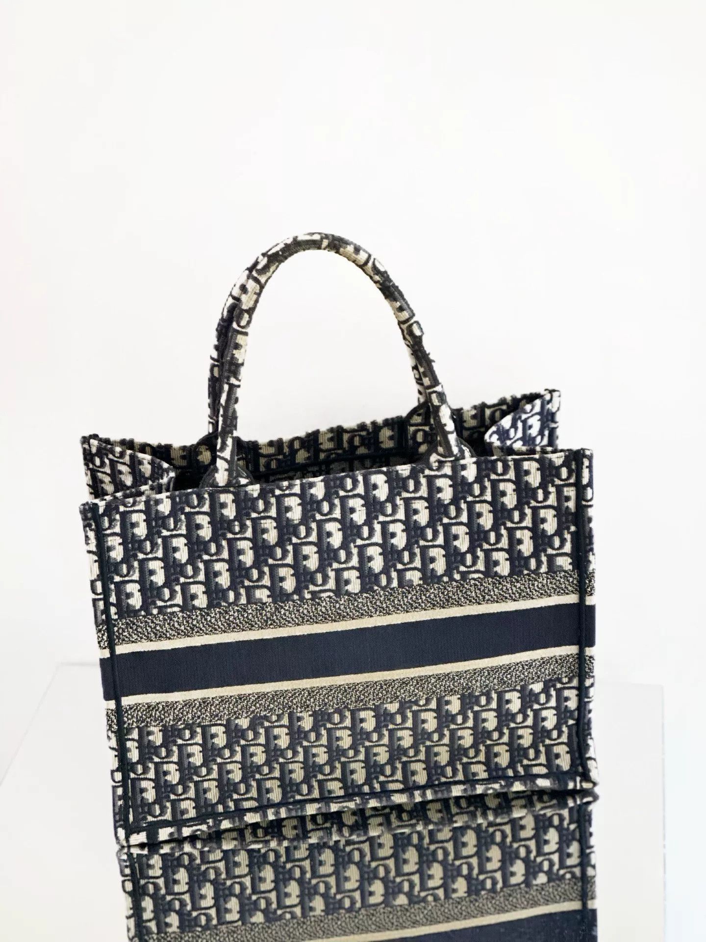 Dior Pre-loved Bag Very good condition Size ONE SIZE - 4 Thumbnail