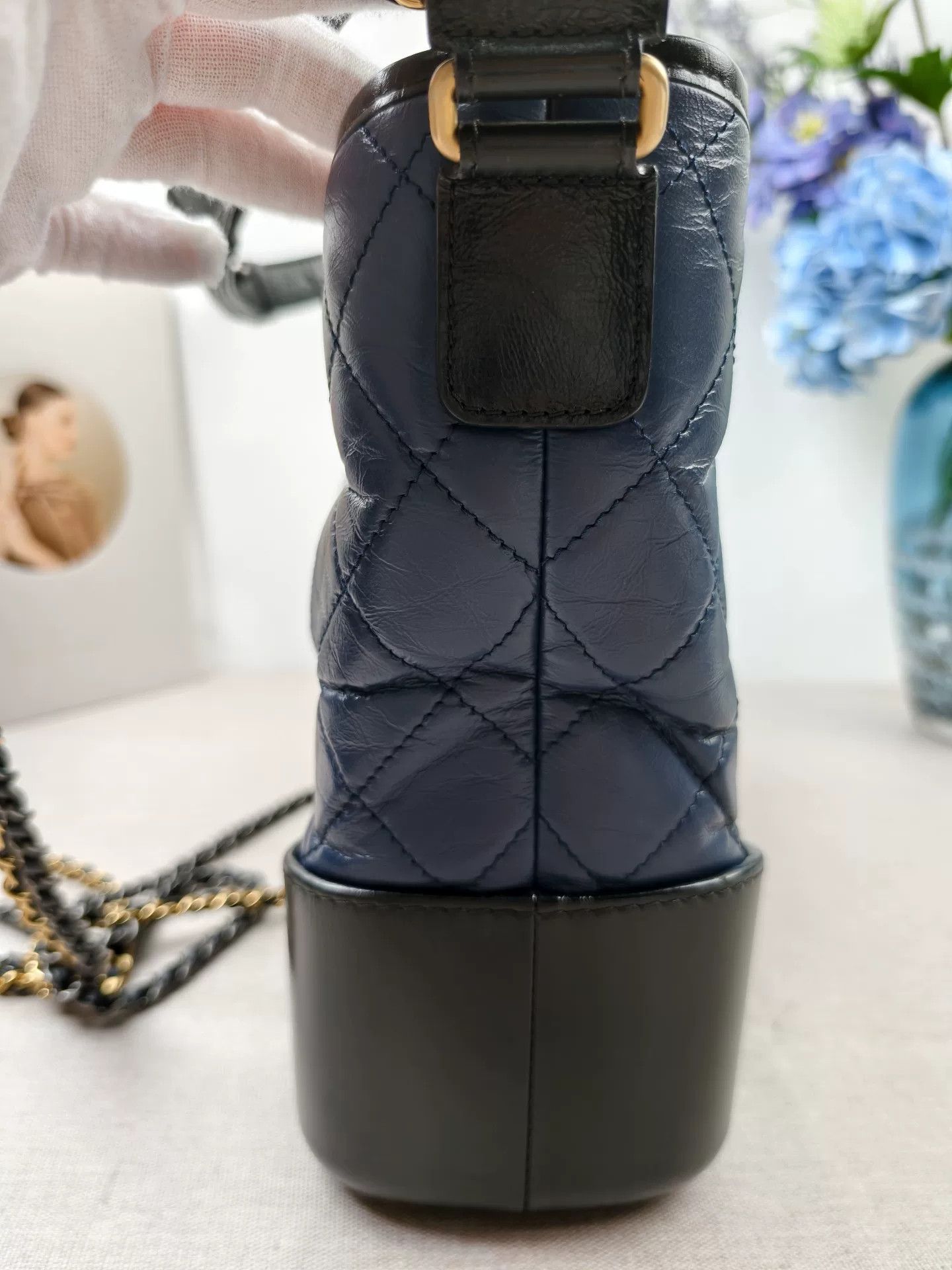 Chanel Pre-loved Bag Very good condition Size ONE SIZE - 5 Thumbnail